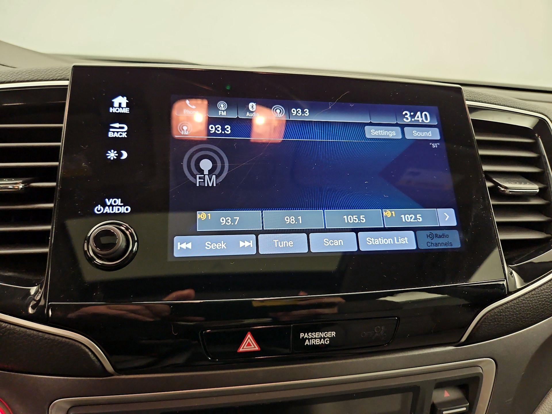 Thumbnail: 2019 Honda Pilot - 15