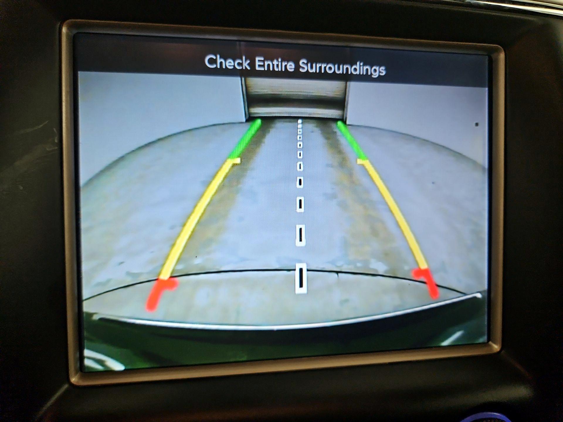 Thumbnail: 2017 Jeep Grand Cherokee - 15