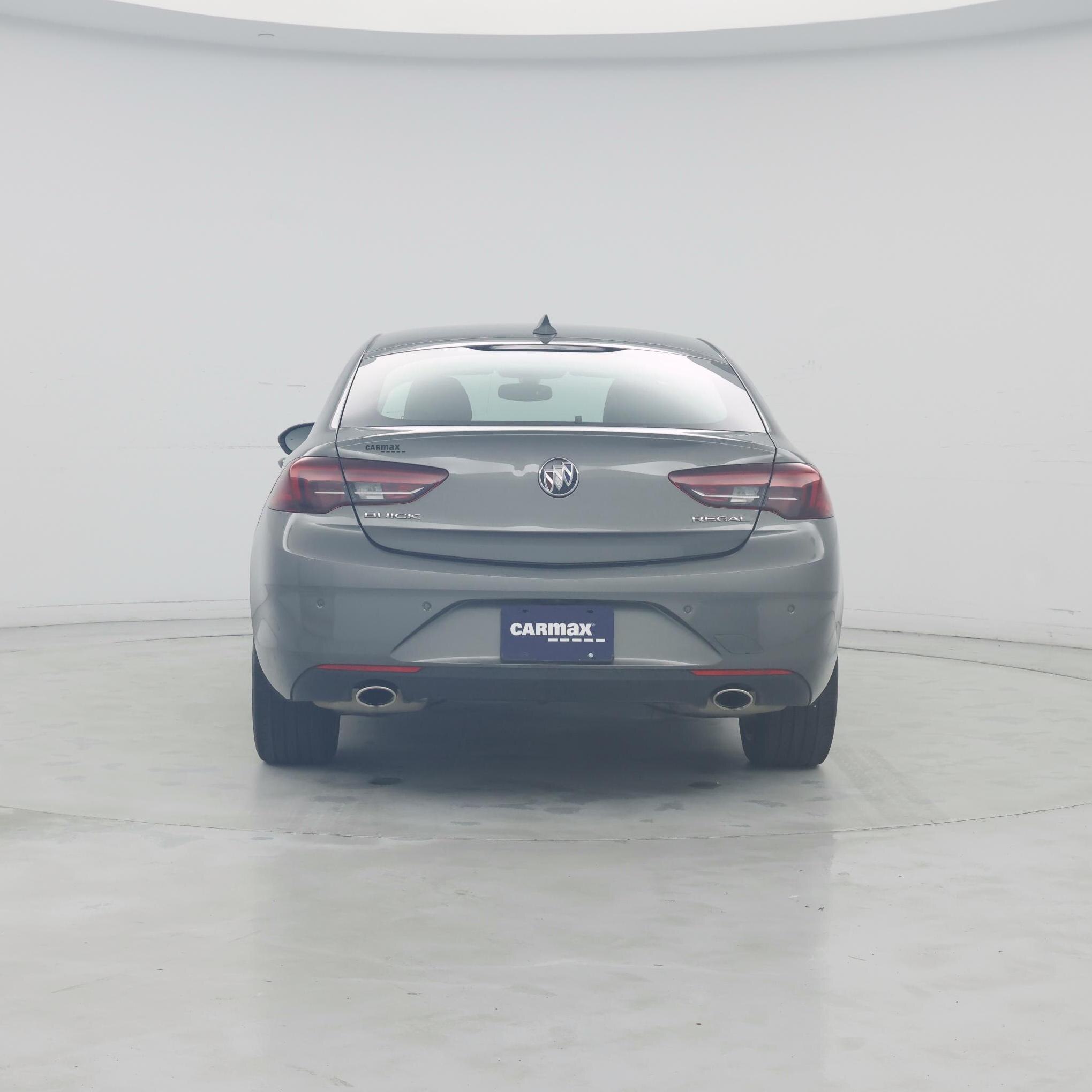 Thumbnail: 2018 Buick Regal - 6