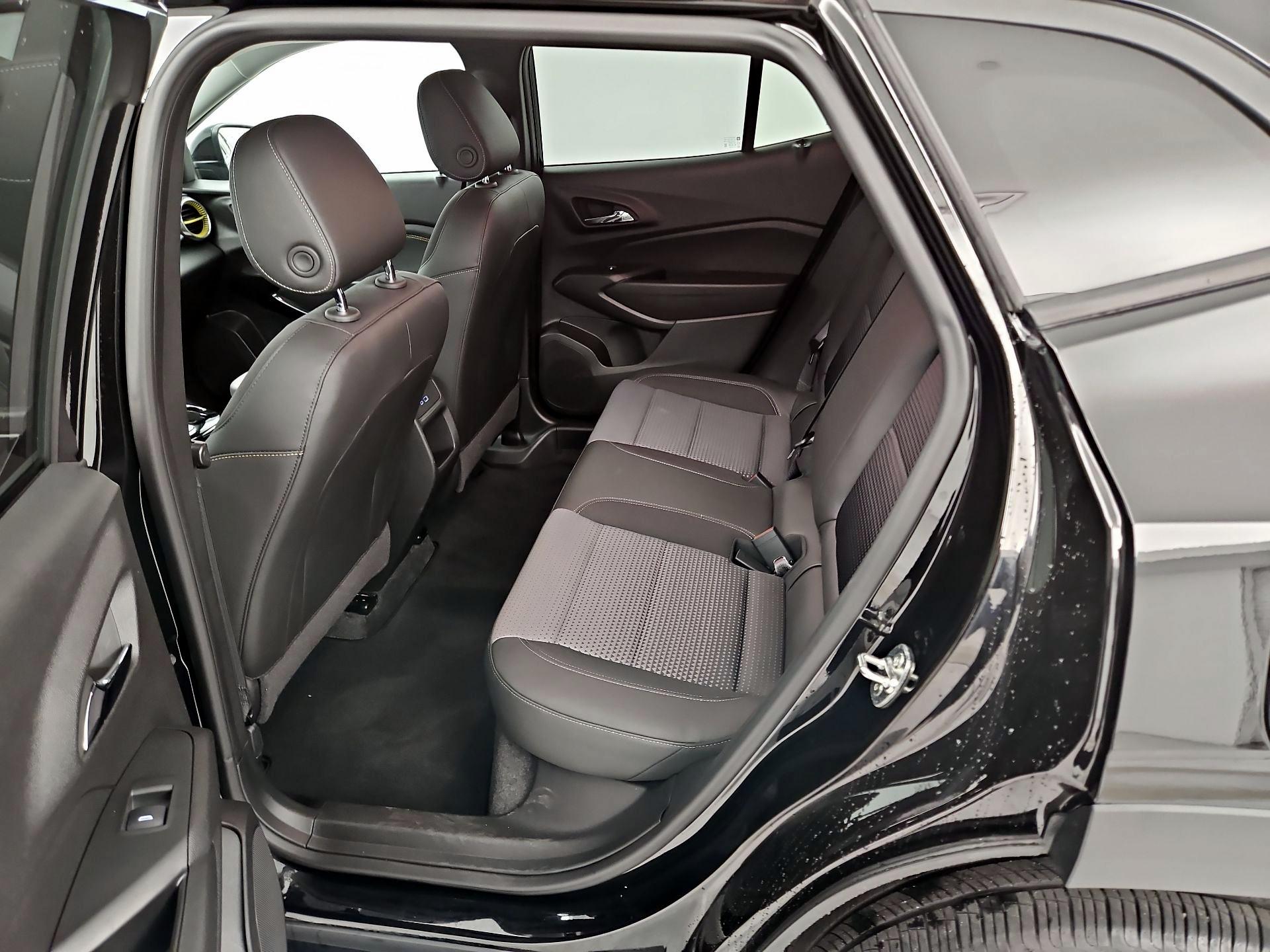 Thumbnail: 2024 Chevrolet Trax - 19