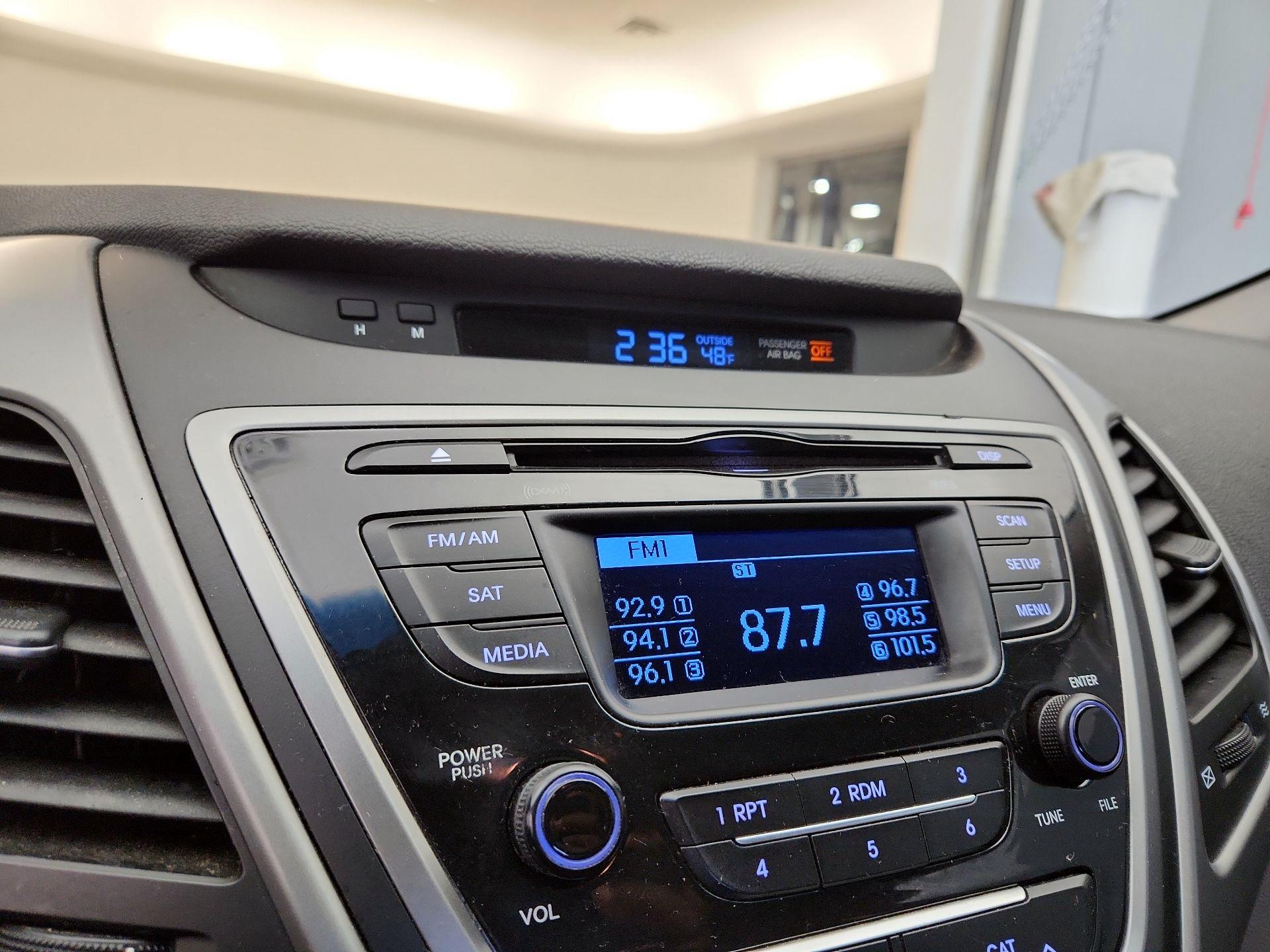 Thumbnail: 2016 Hyundai Elantra - 14