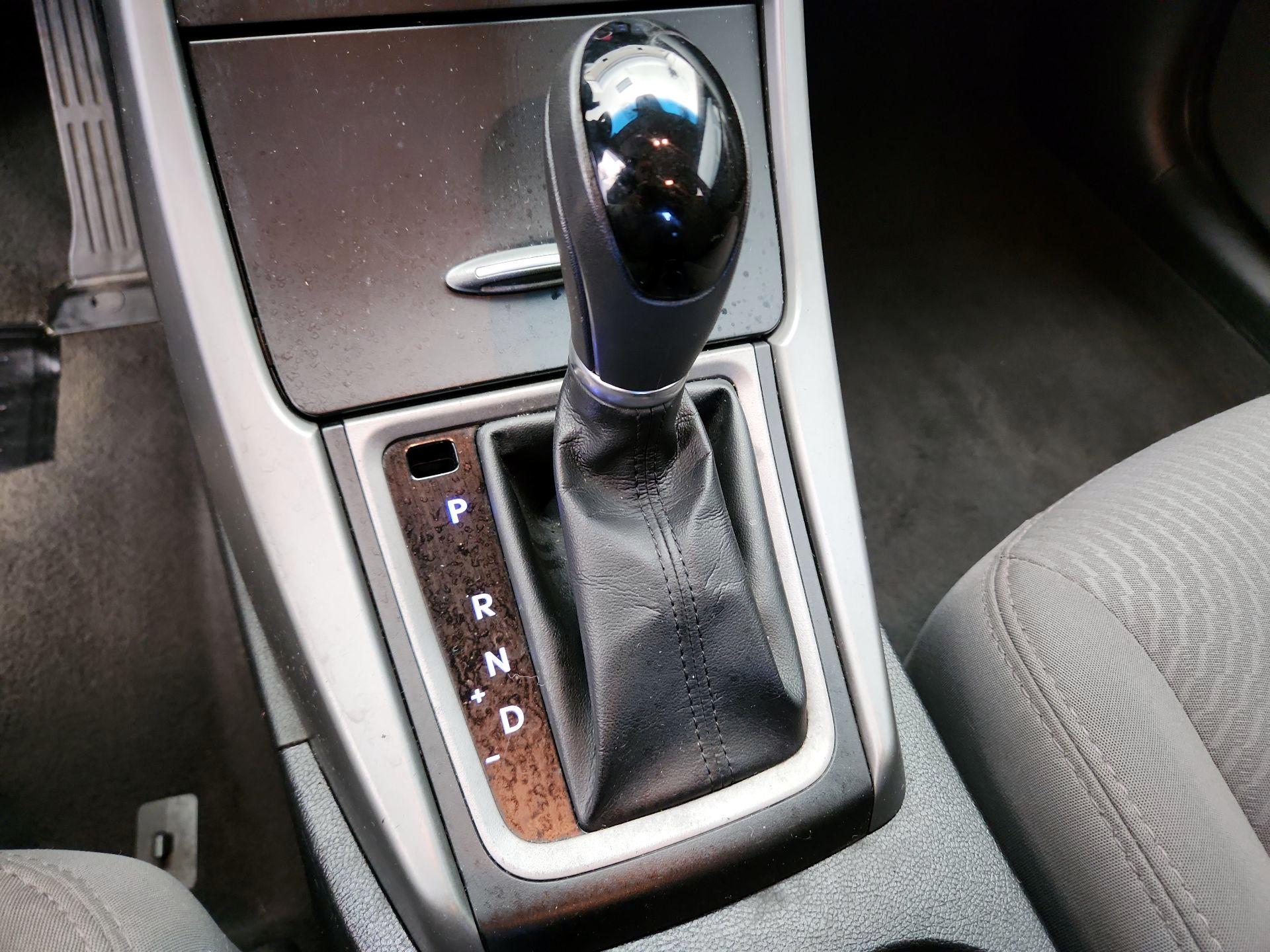 Thumbnail: 2016 Hyundai Elantra - 16