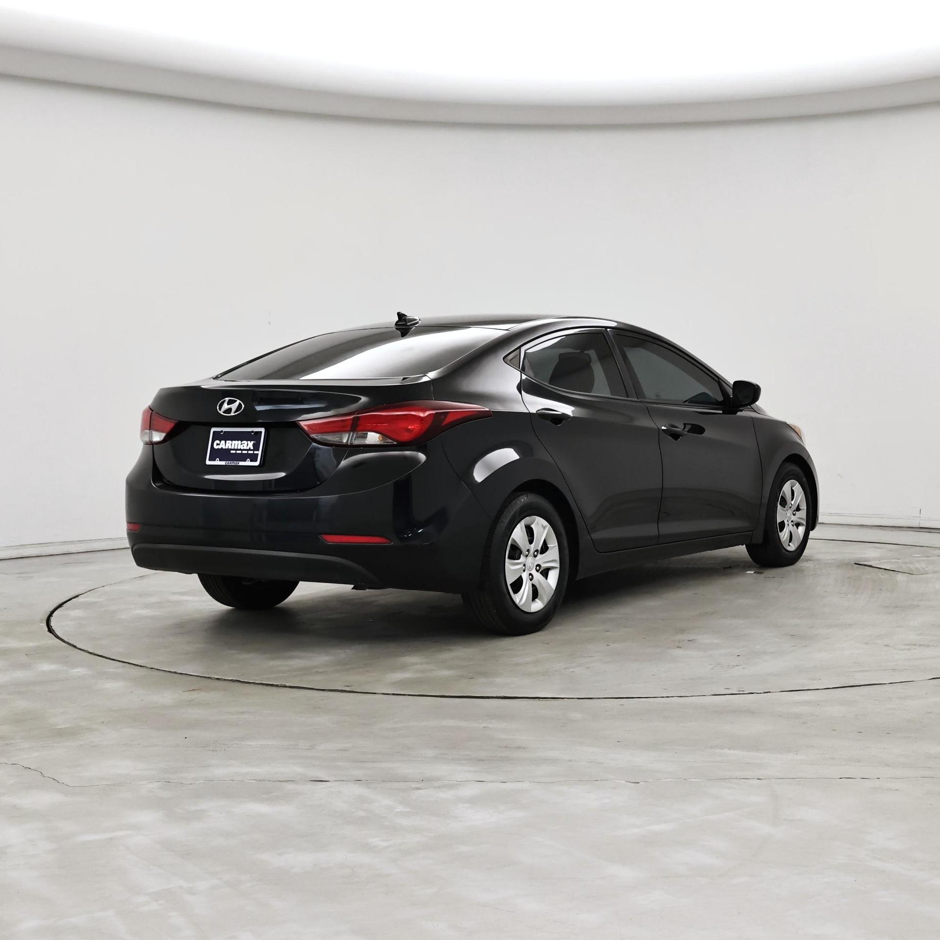 Thumbnail: 2016 Hyundai Elantra - 8