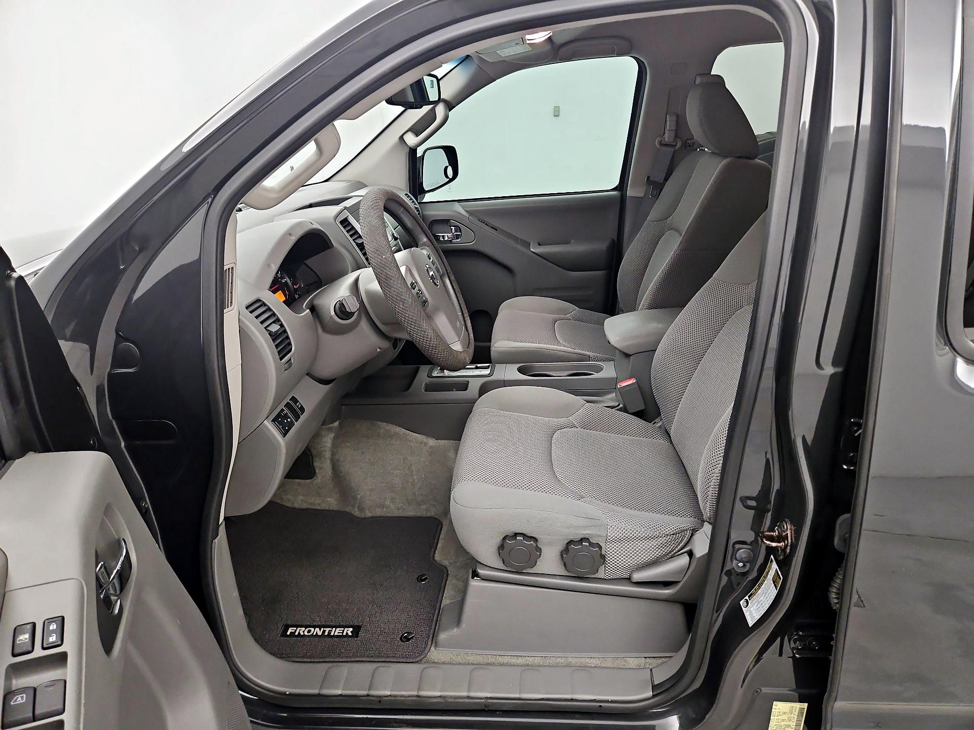 Thumbnail: 2015 Nissan Frontier - 11