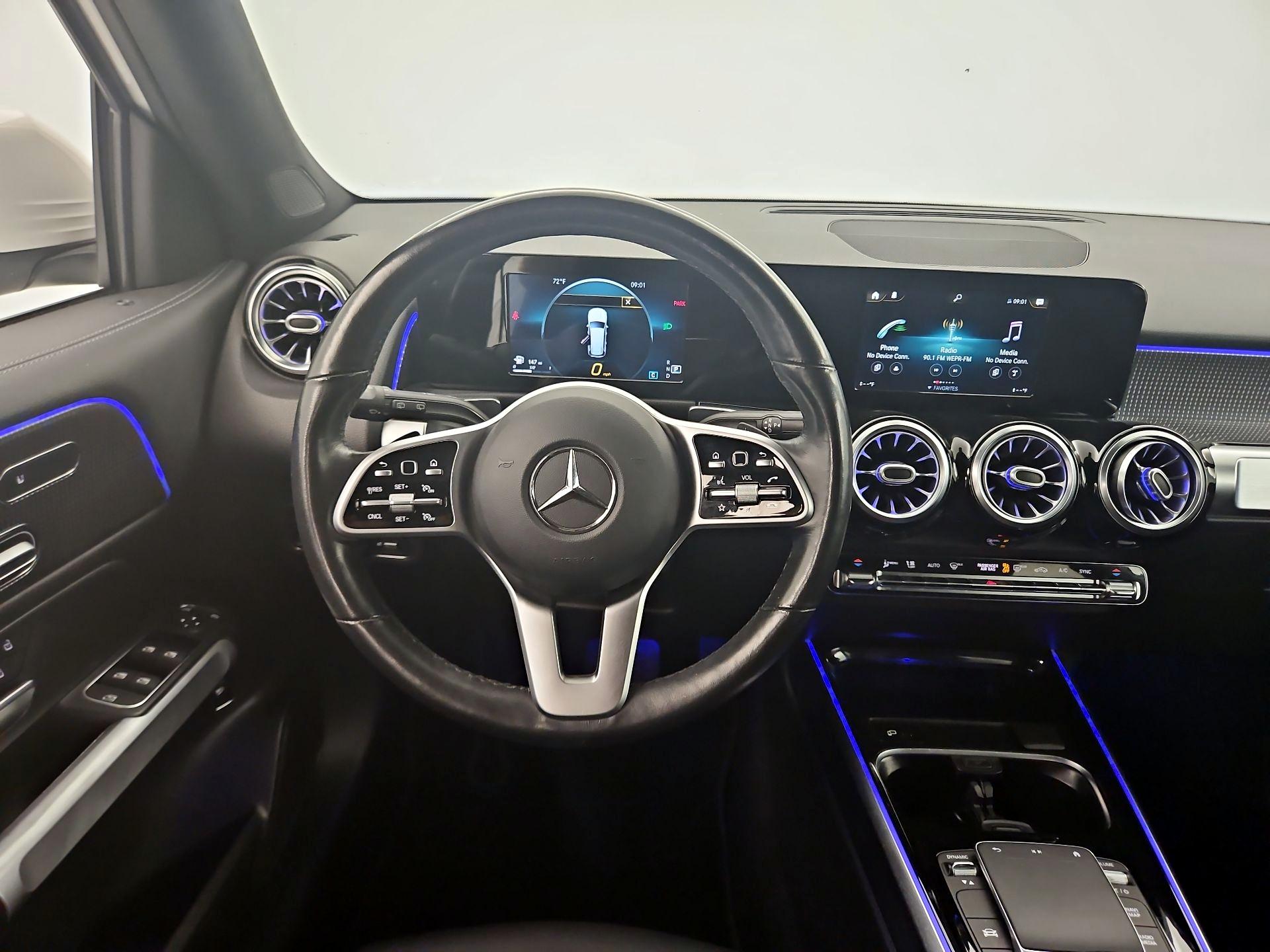 Thumbnail: 2021 Mercedes-Benz GLB - 10