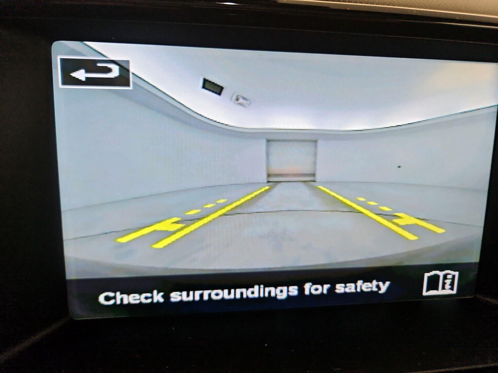 Thumbnail: 2015 Jaguar F-Type - 15