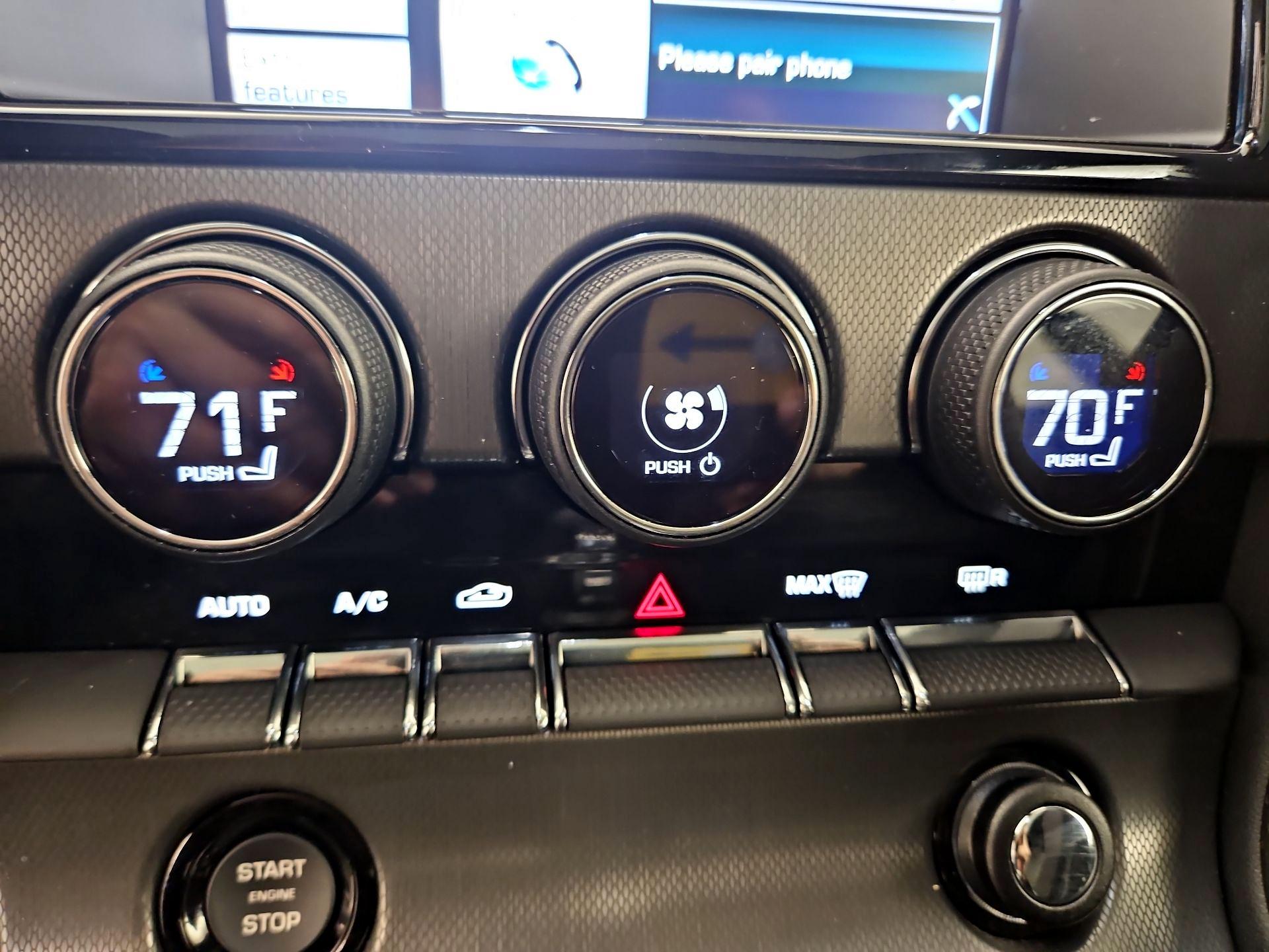 Thumbnail: 2015 Jaguar F-Type - 17