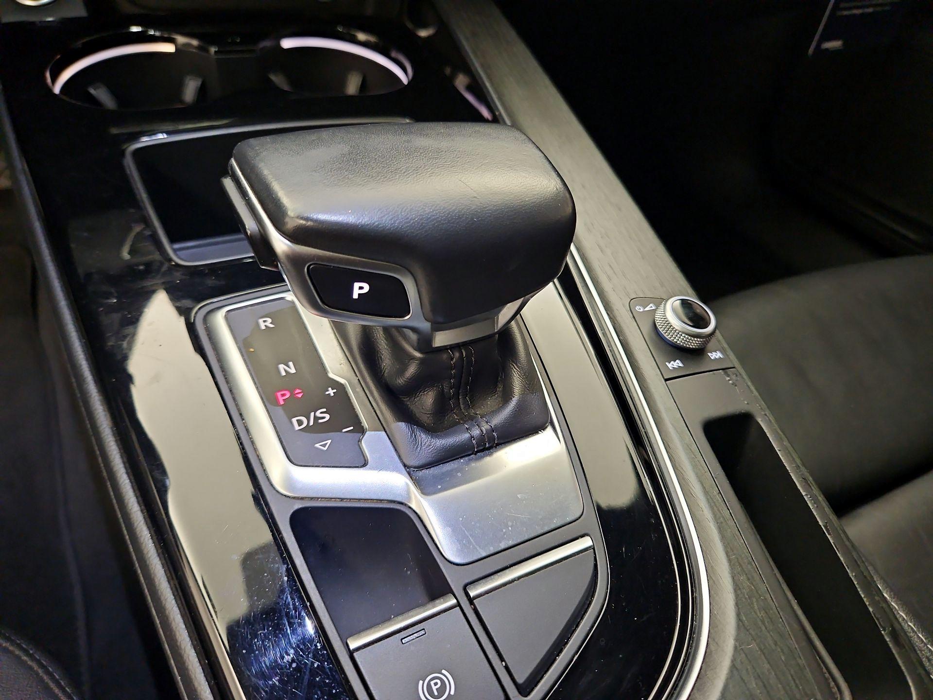 Thumbnail: 2022 Audi A5 - 17