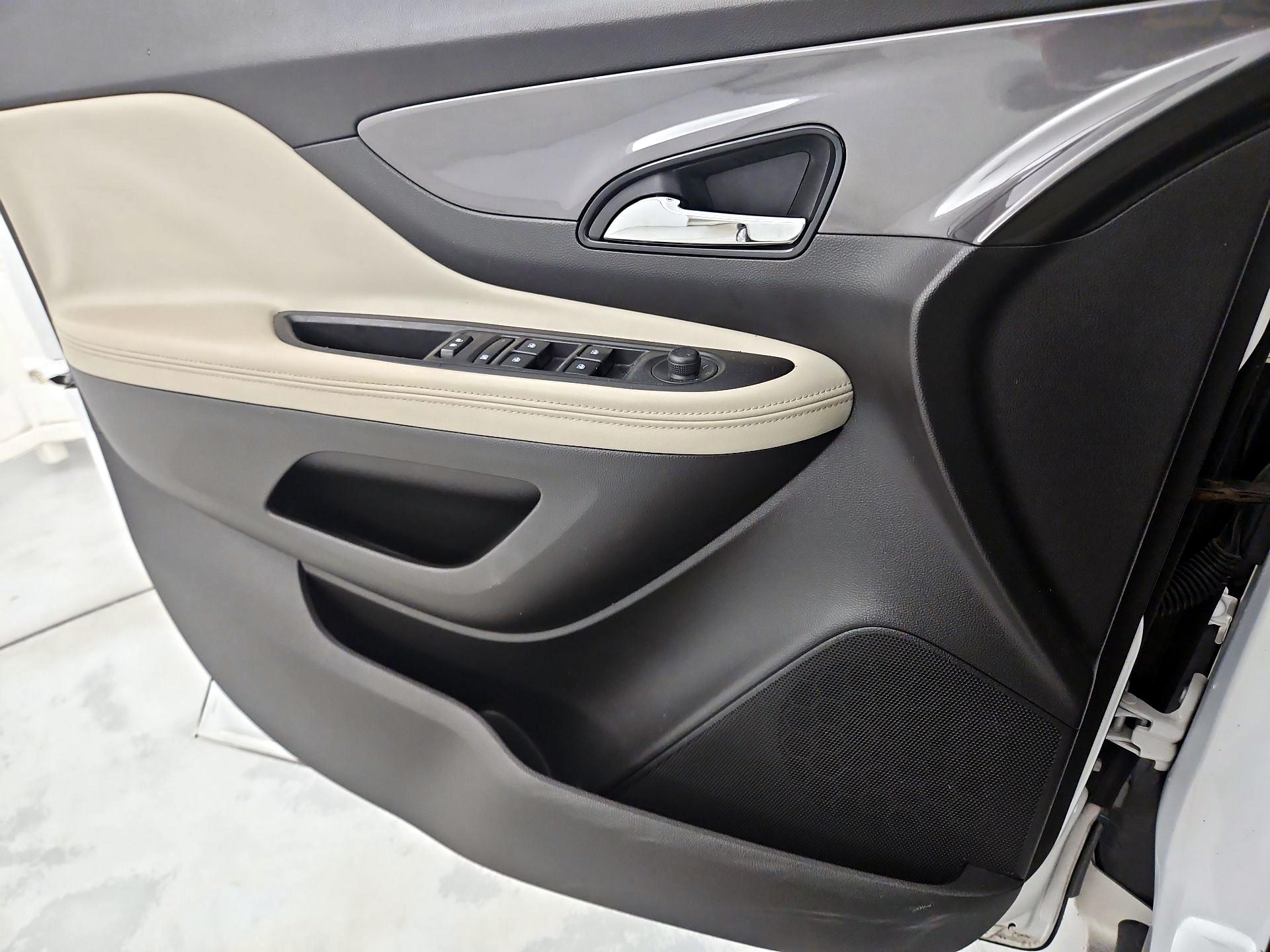 Thumbnail: 2019 Buick Encore - 12