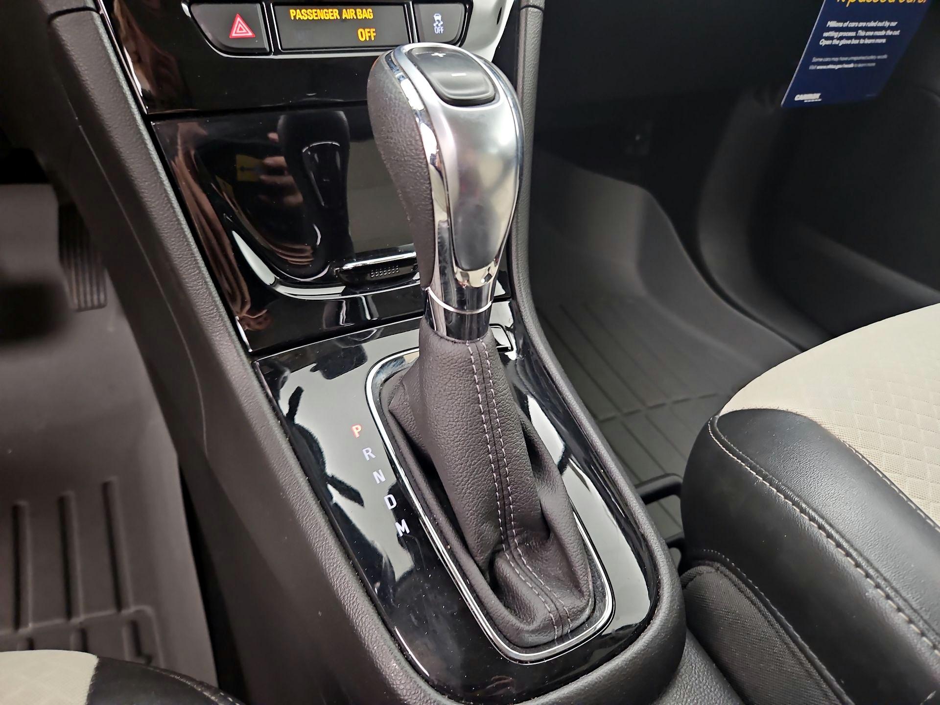 Thumbnail: 2019 Buick Encore - 17