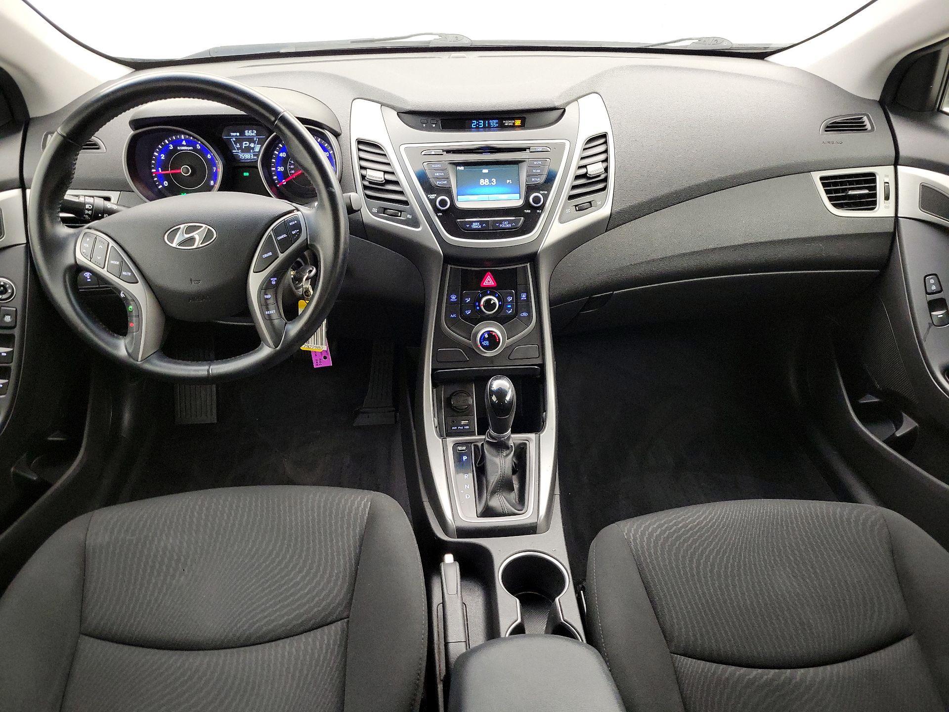 Thumbnail: 2015 Hyundai Elantra - 9