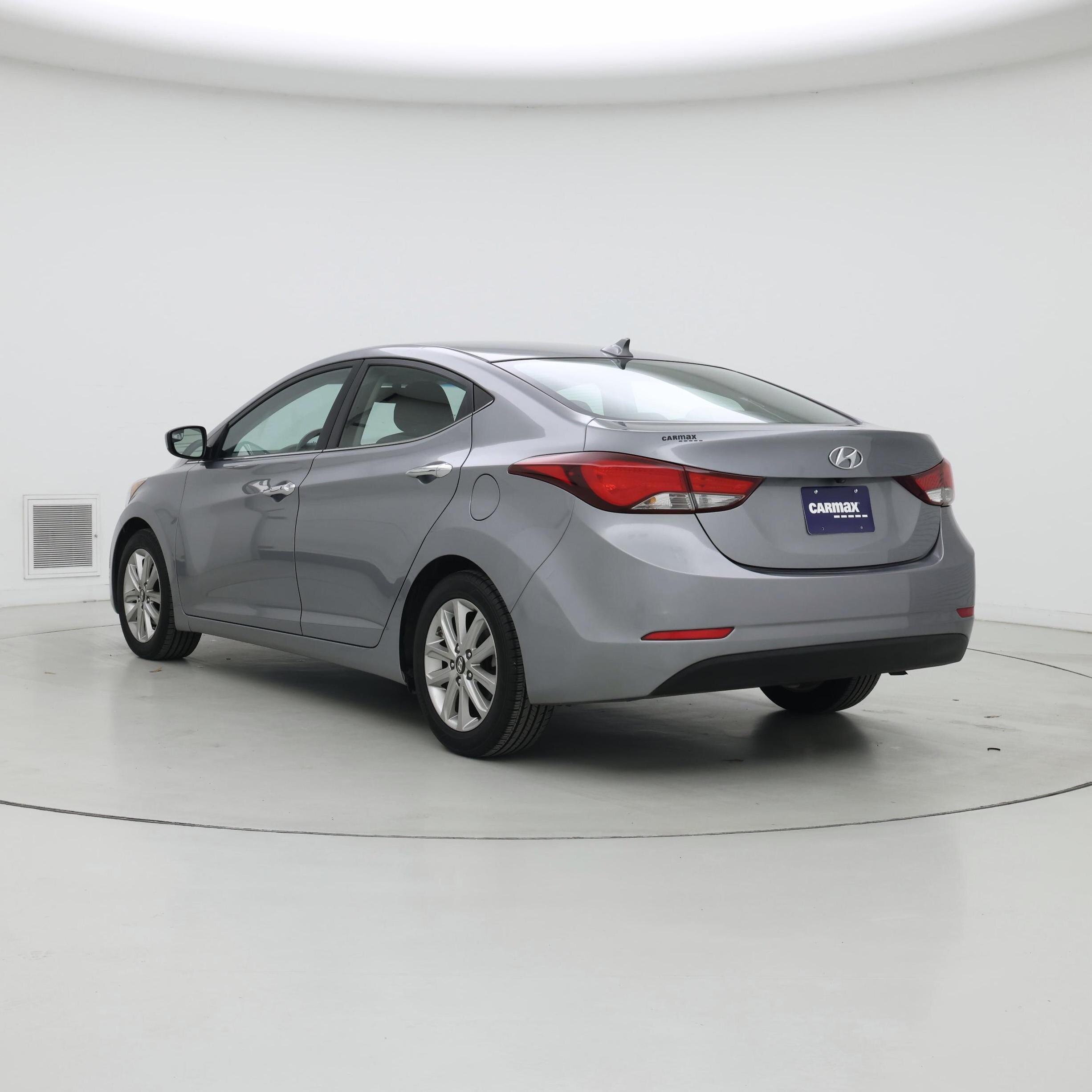 Thumbnail: 2015 Hyundai Elantra - 2