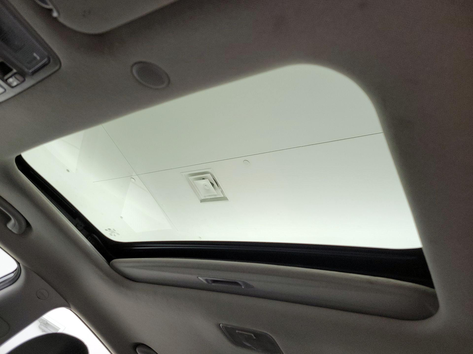 Thumbnail: 2015 Hyundai Elantra - 19