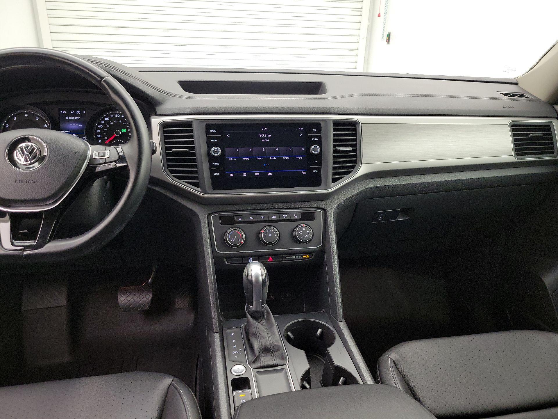 Thumbnail: 2018 Volkswagen Atlas - 9