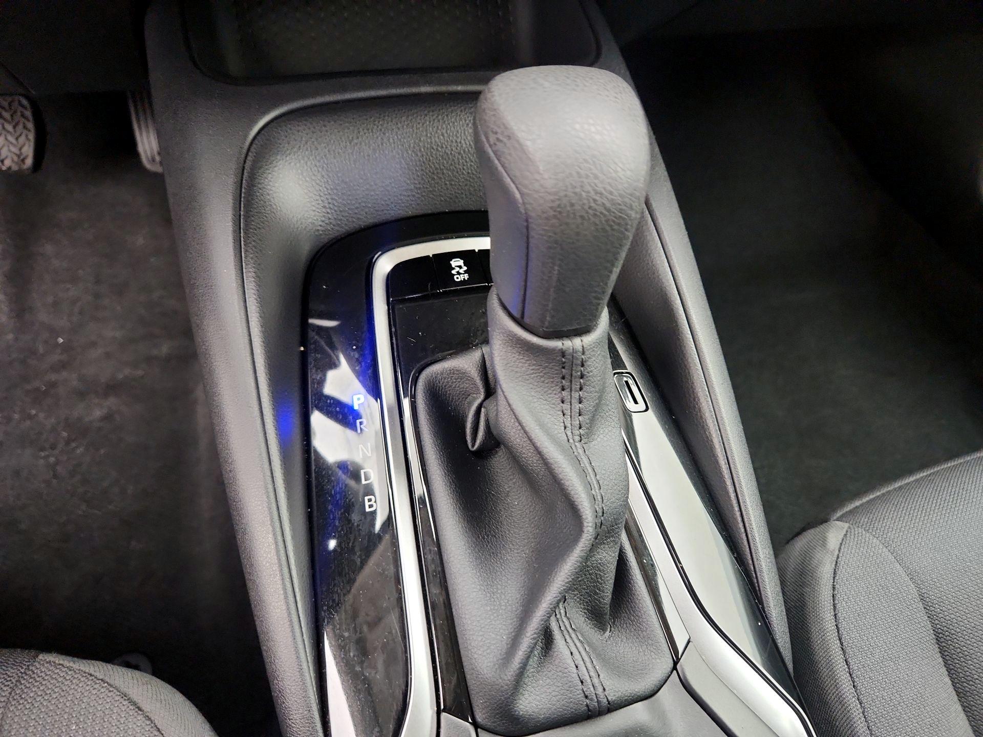 Thumbnail: 2025 Toyota Corolla - 17