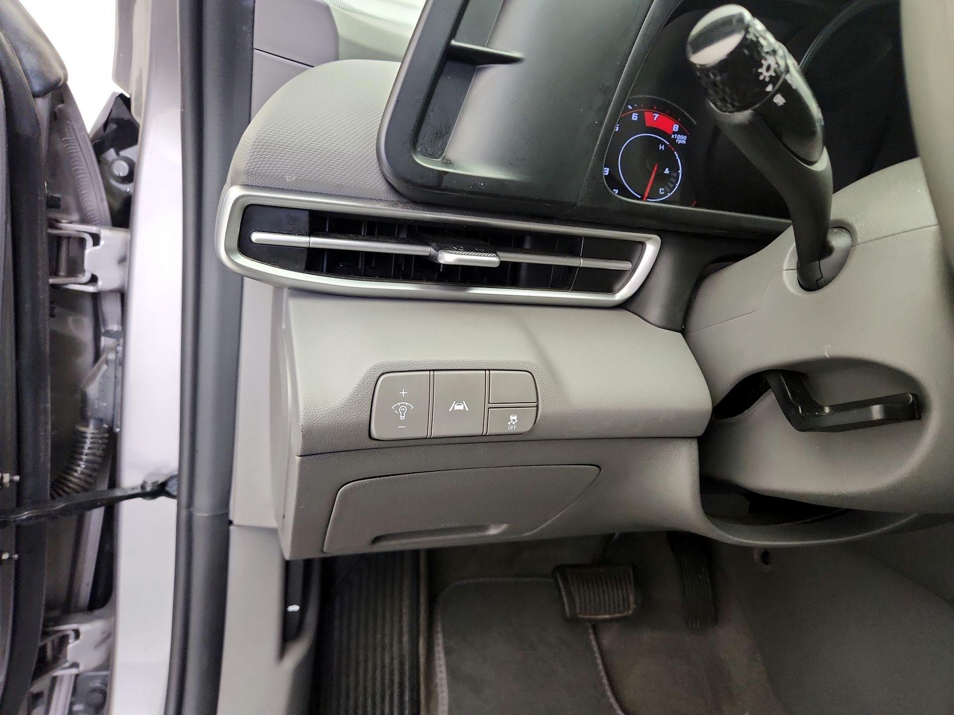 Thumbnail: 2022 Hyundai Elantra - 13