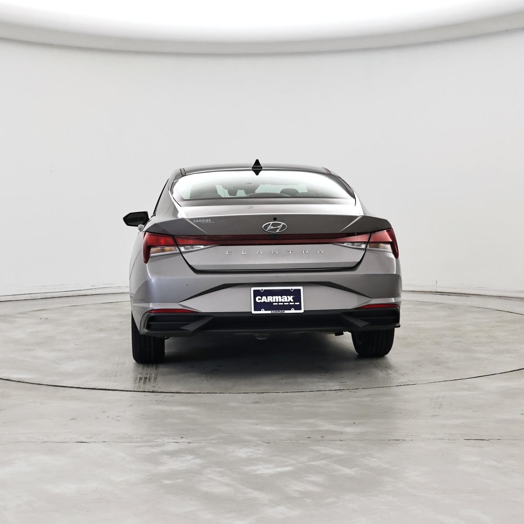 Thumbnail: 2022 Hyundai Elantra - 6