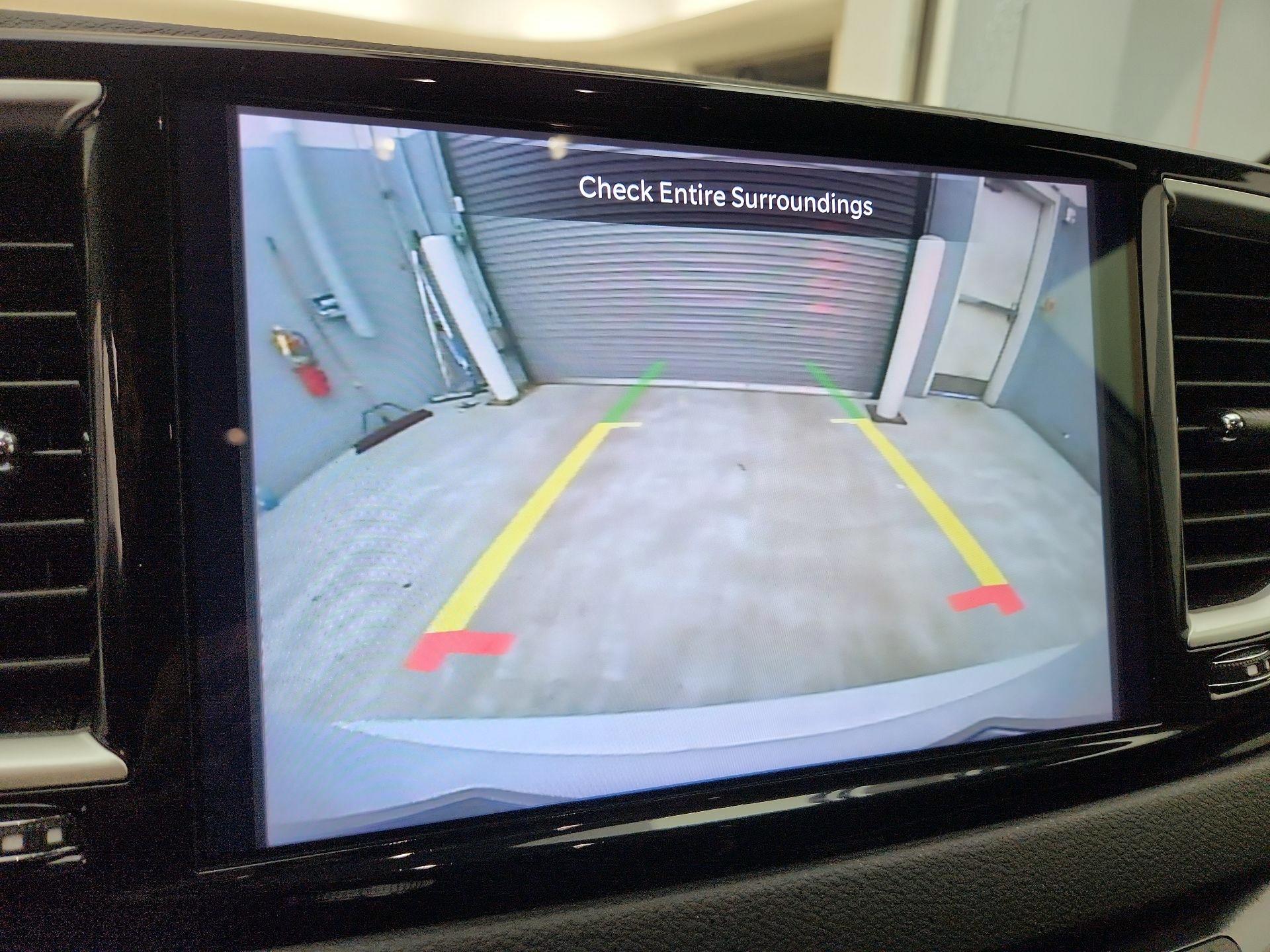 Thumbnail: 2024 Chrysler Pacifica - 14