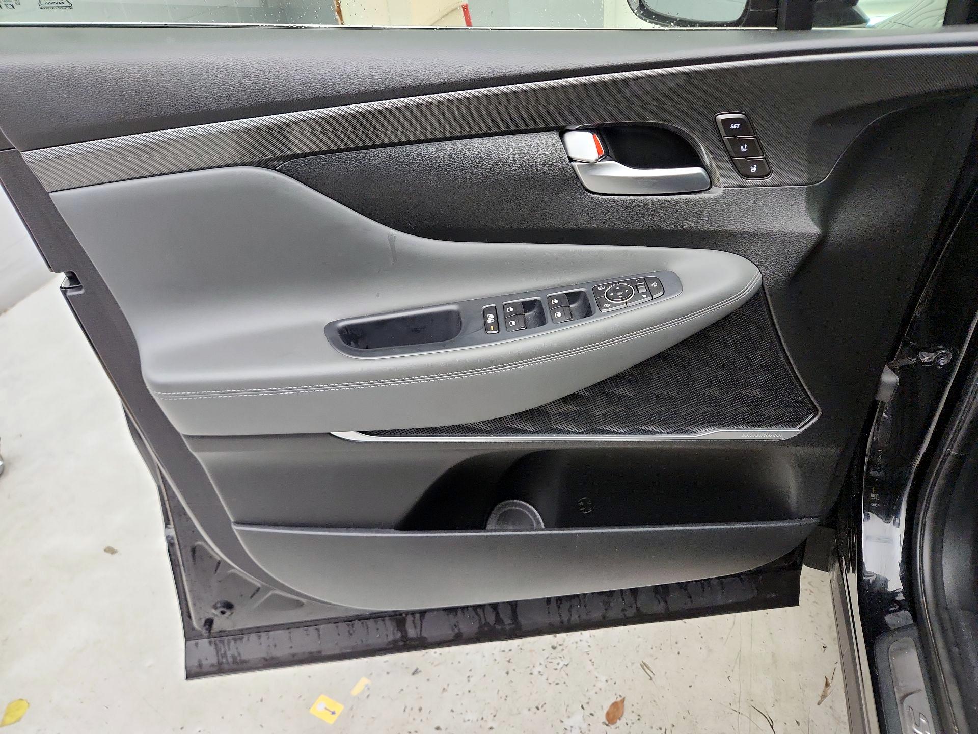 Thumbnail: 2021 Hyundai Santa Fe - 12