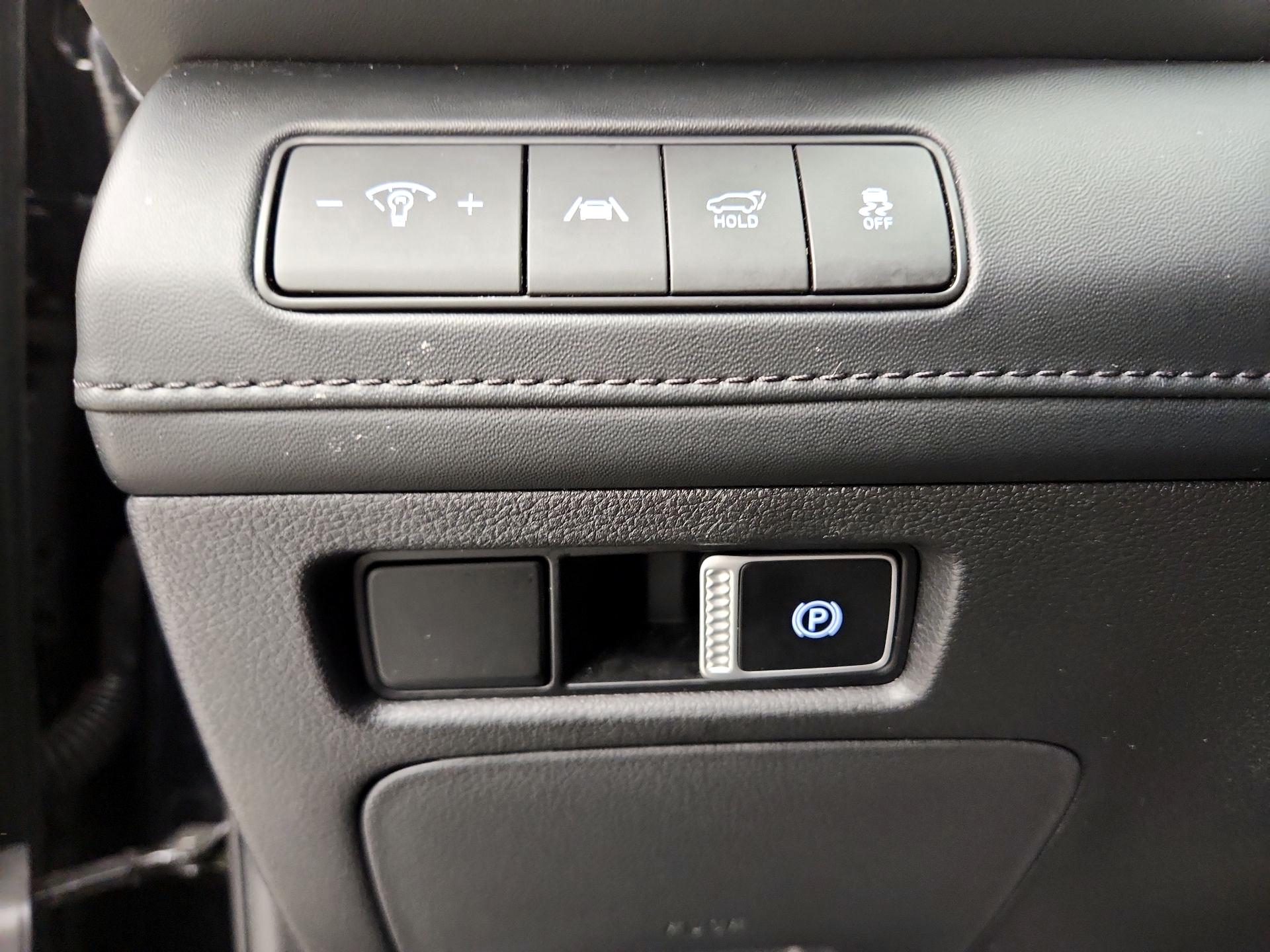 Thumbnail: 2021 Hyundai Santa Fe - 13