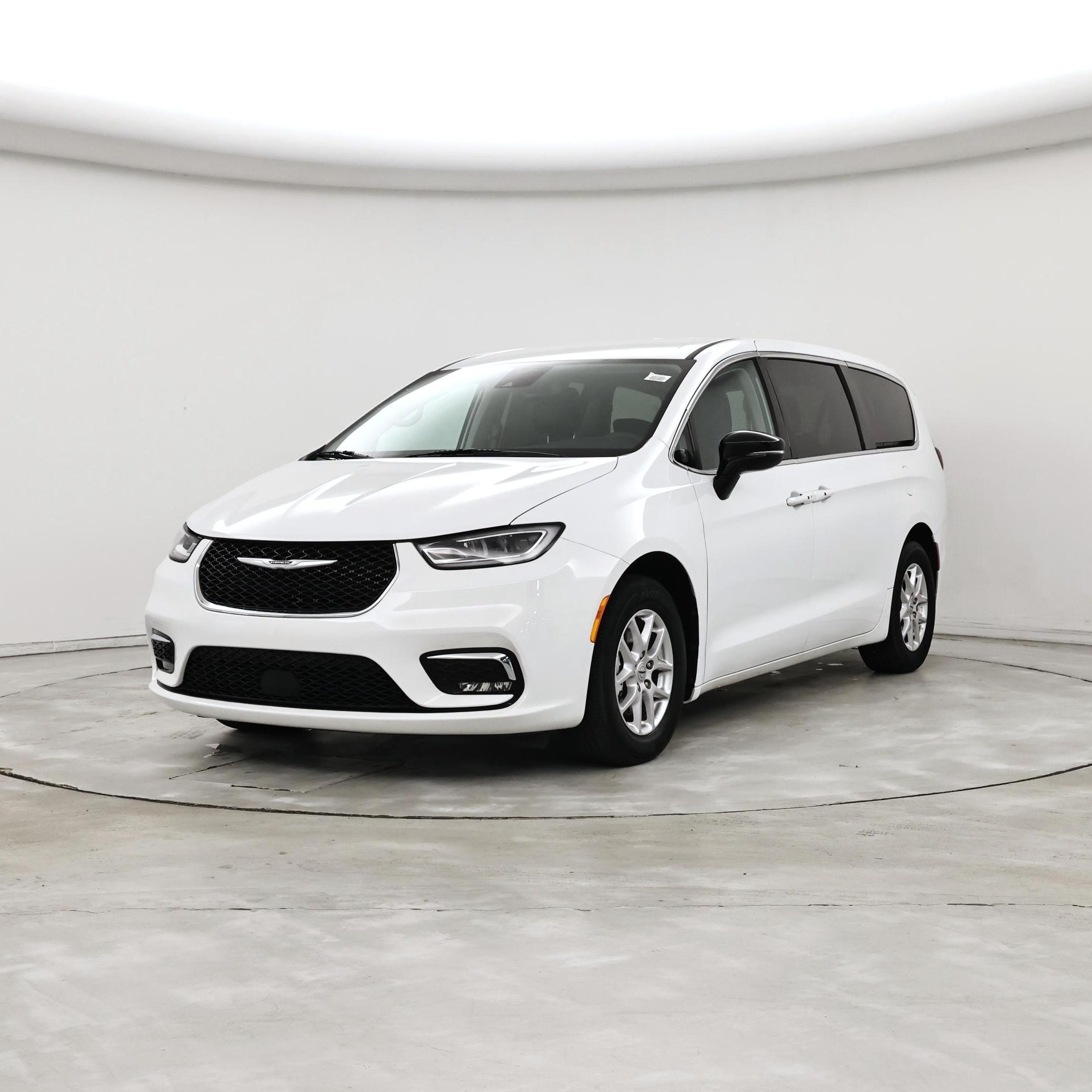 Thumbnail: 2024 Chrysler Pacifica - 4