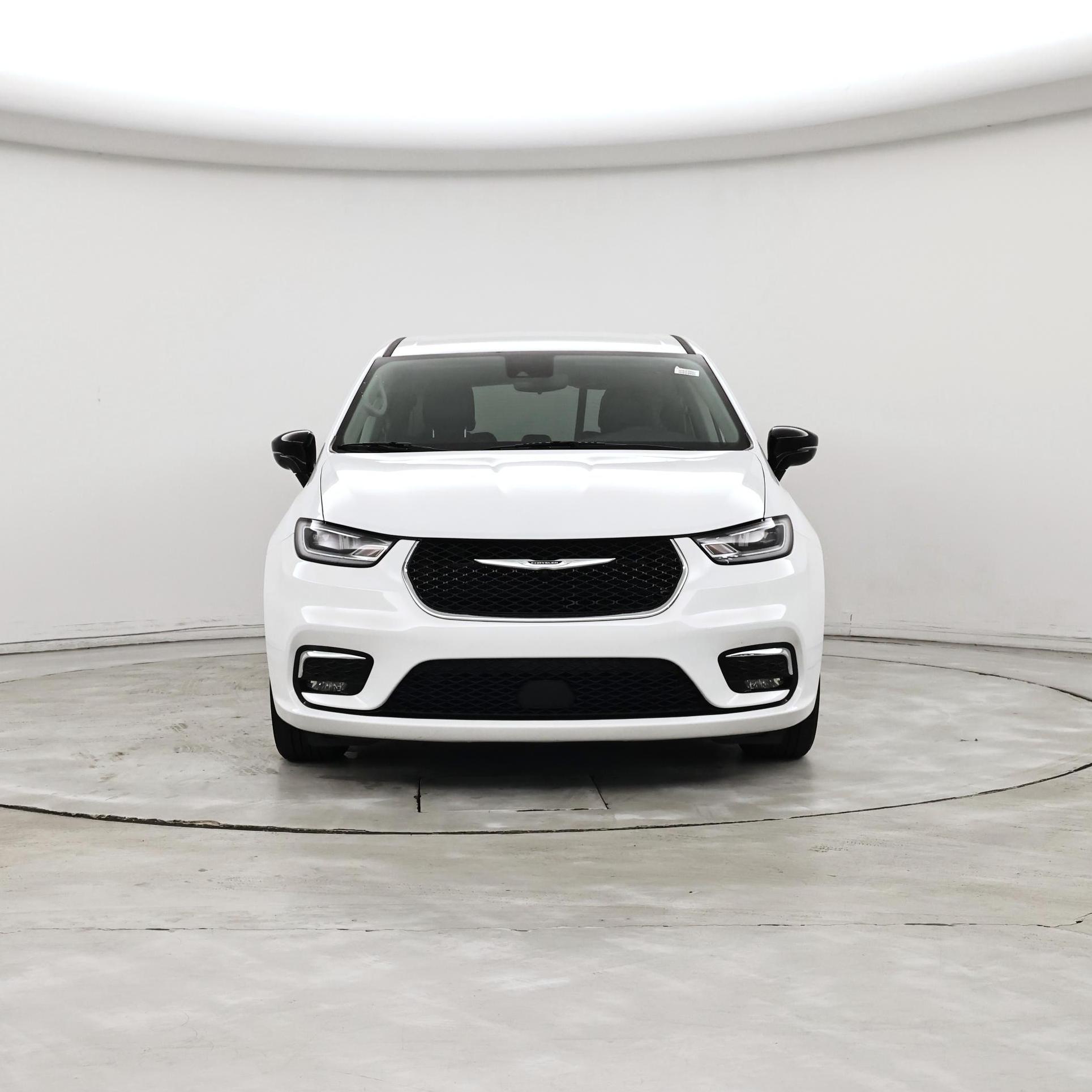 Thumbnail: 2024 Chrysler Pacifica - 5