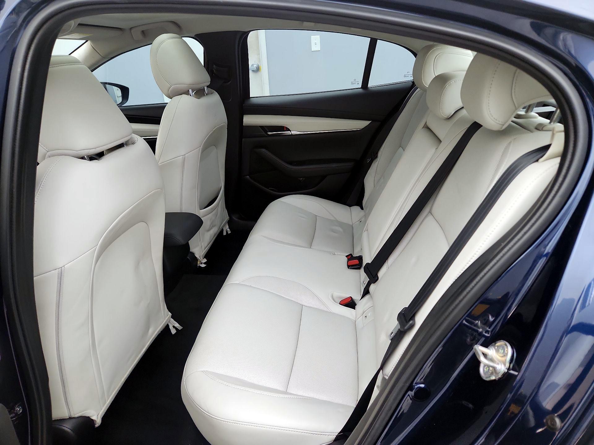 Thumbnail: 2021 Mazda Mazda3 - 20