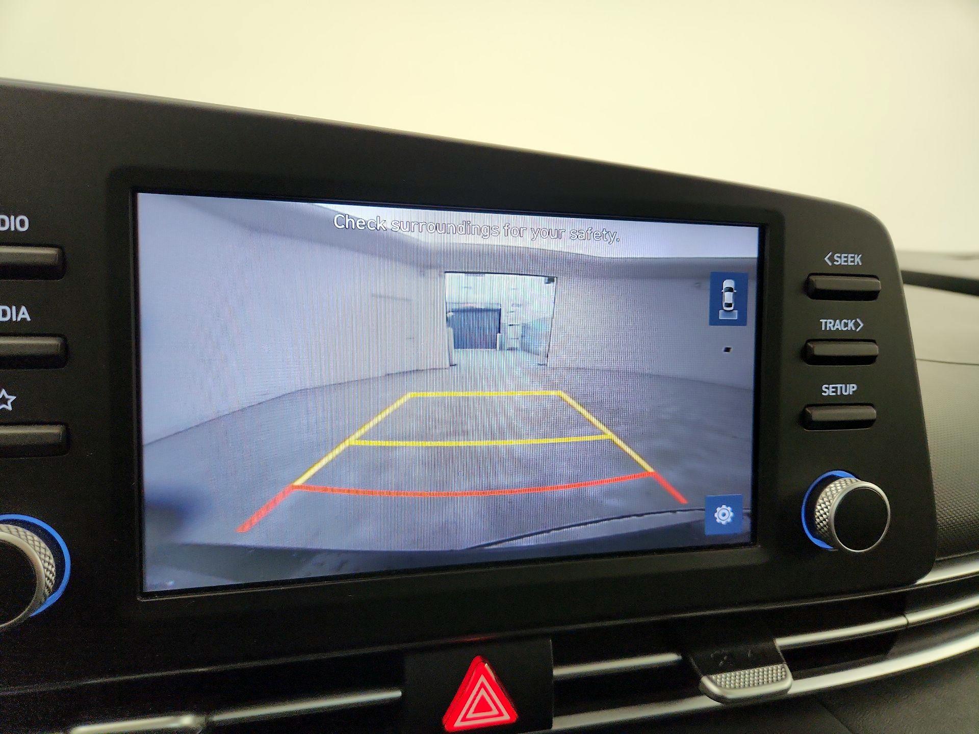 Thumbnail: 2022 Hyundai Elantra - 14