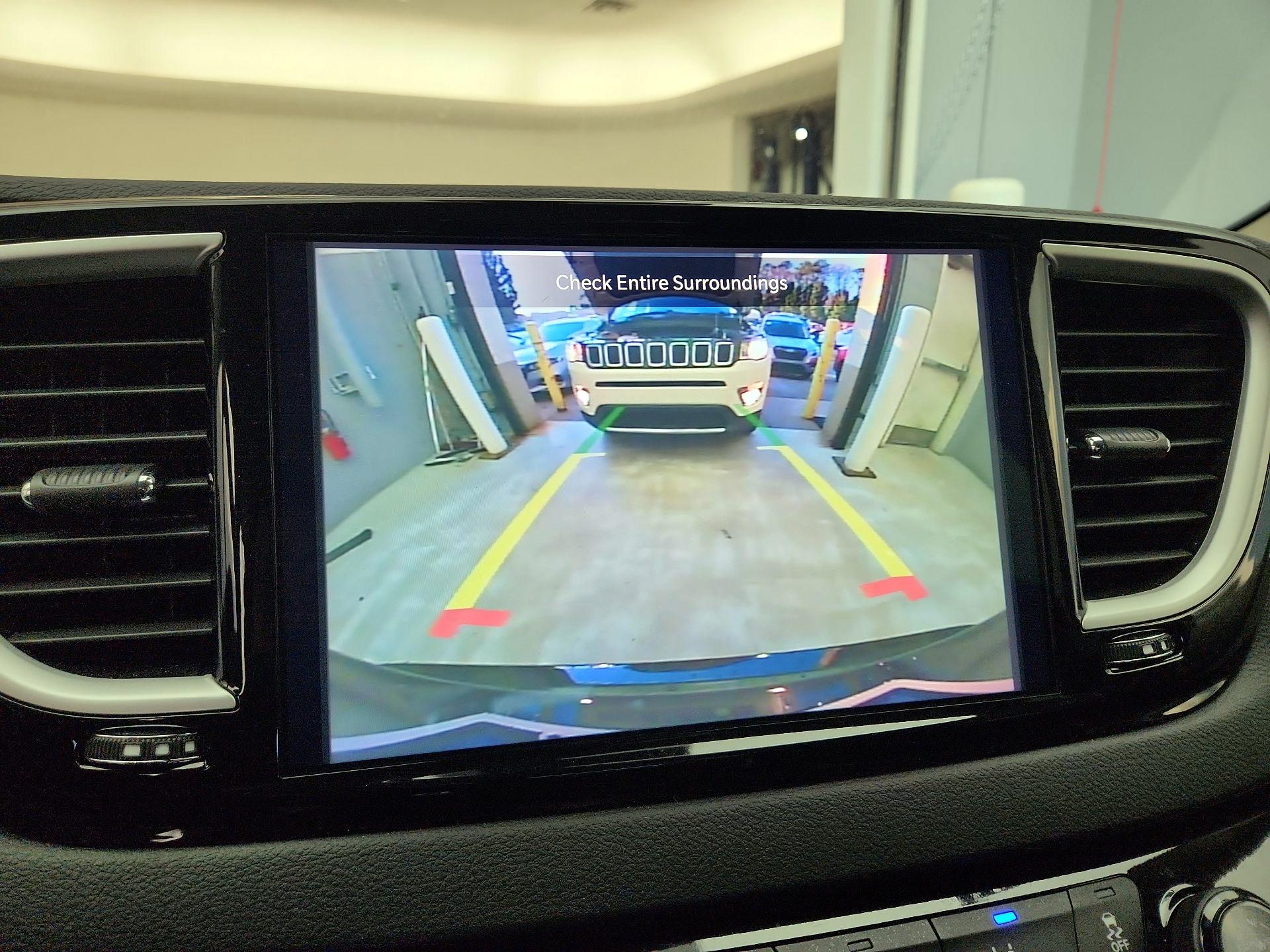 Thumbnail: 2024 Chrysler Pacifica - 14