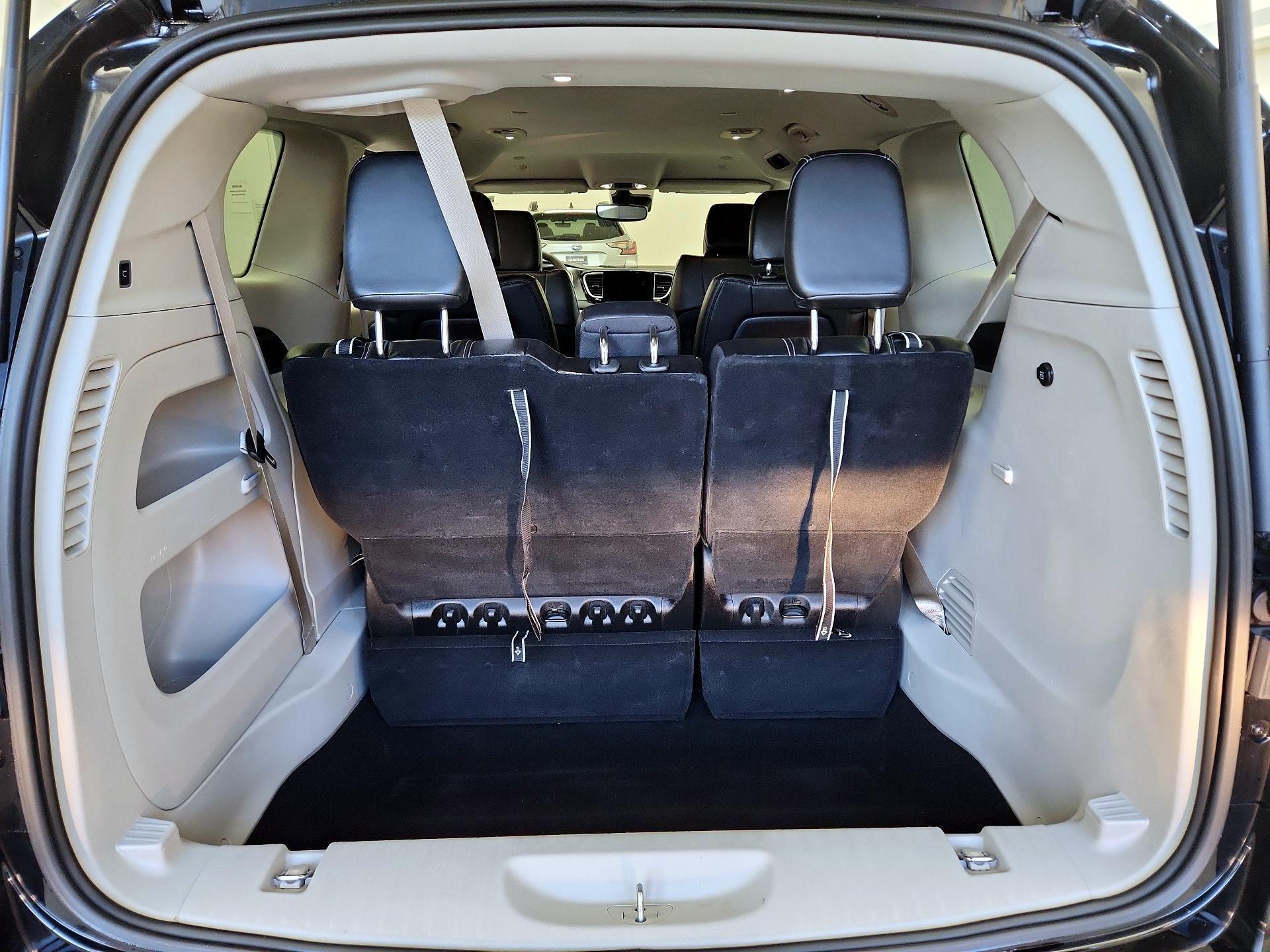 Thumbnail: 2024 Chrysler Pacifica - 20