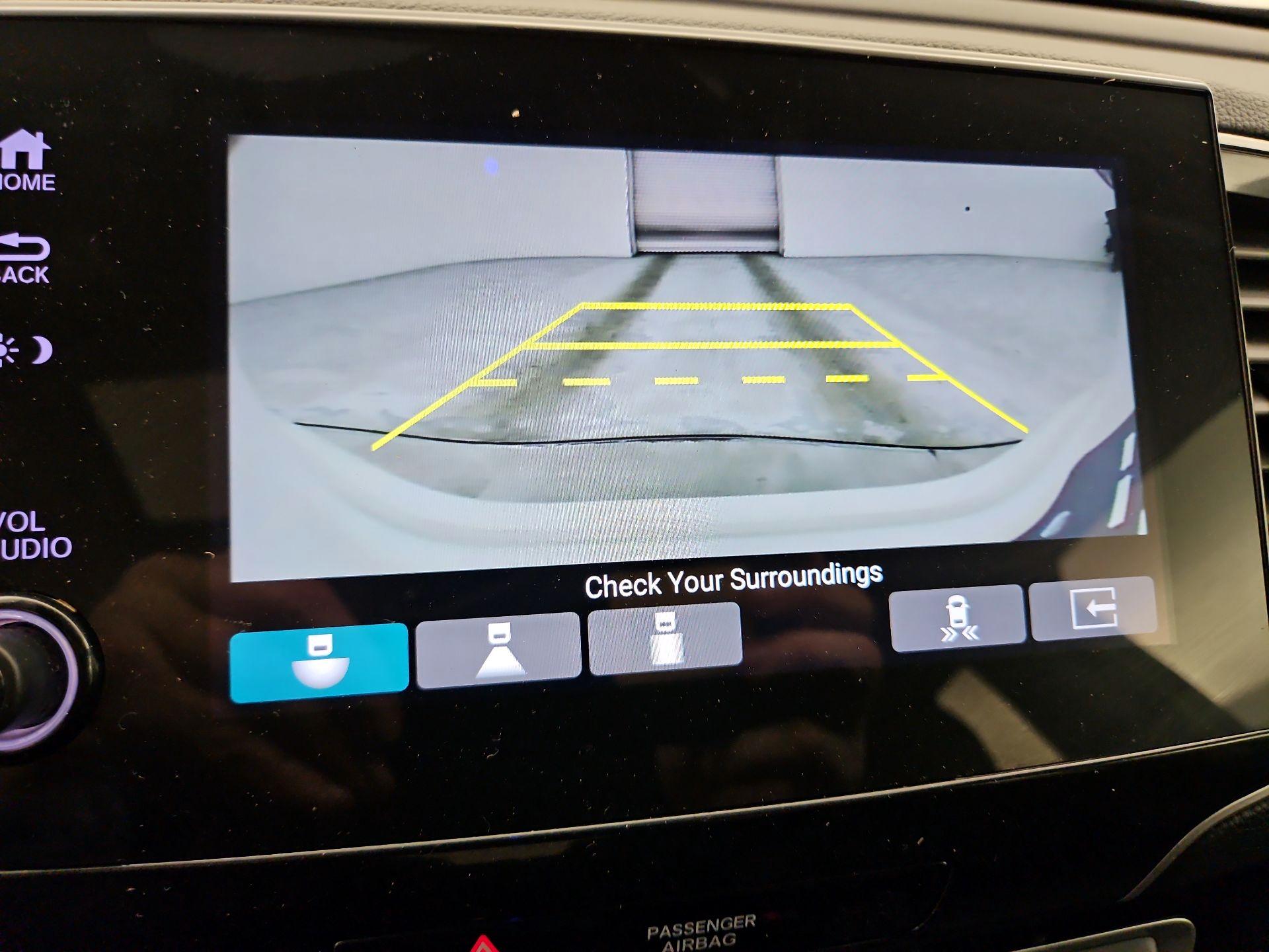 Thumbnail: 2021 Honda Pilot - 15