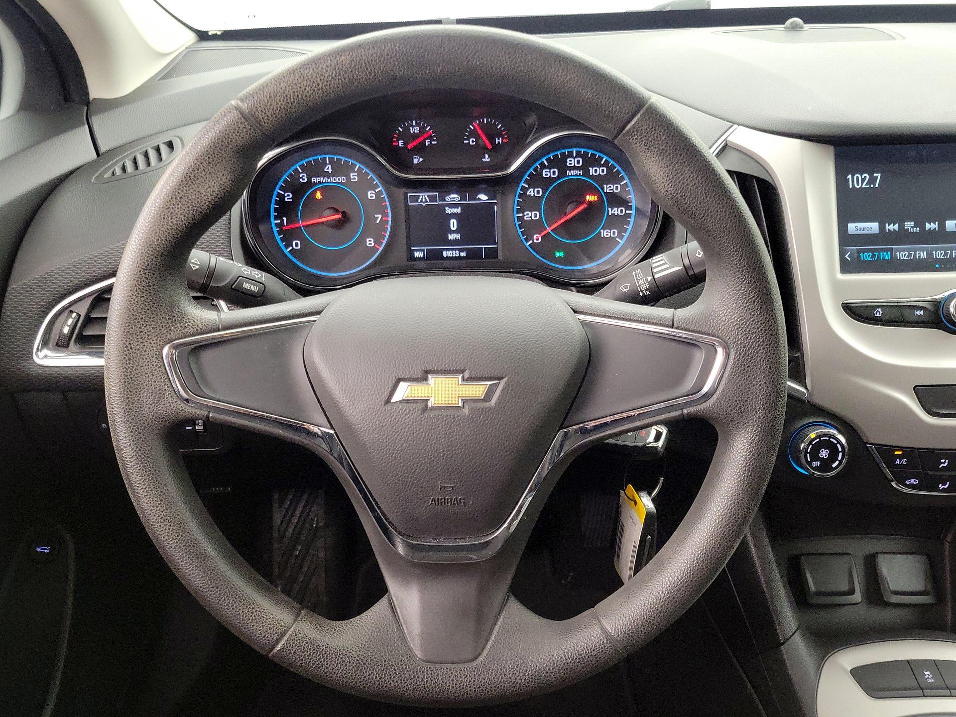 Thumbnail: 2016 Chevrolet Cruze - 10