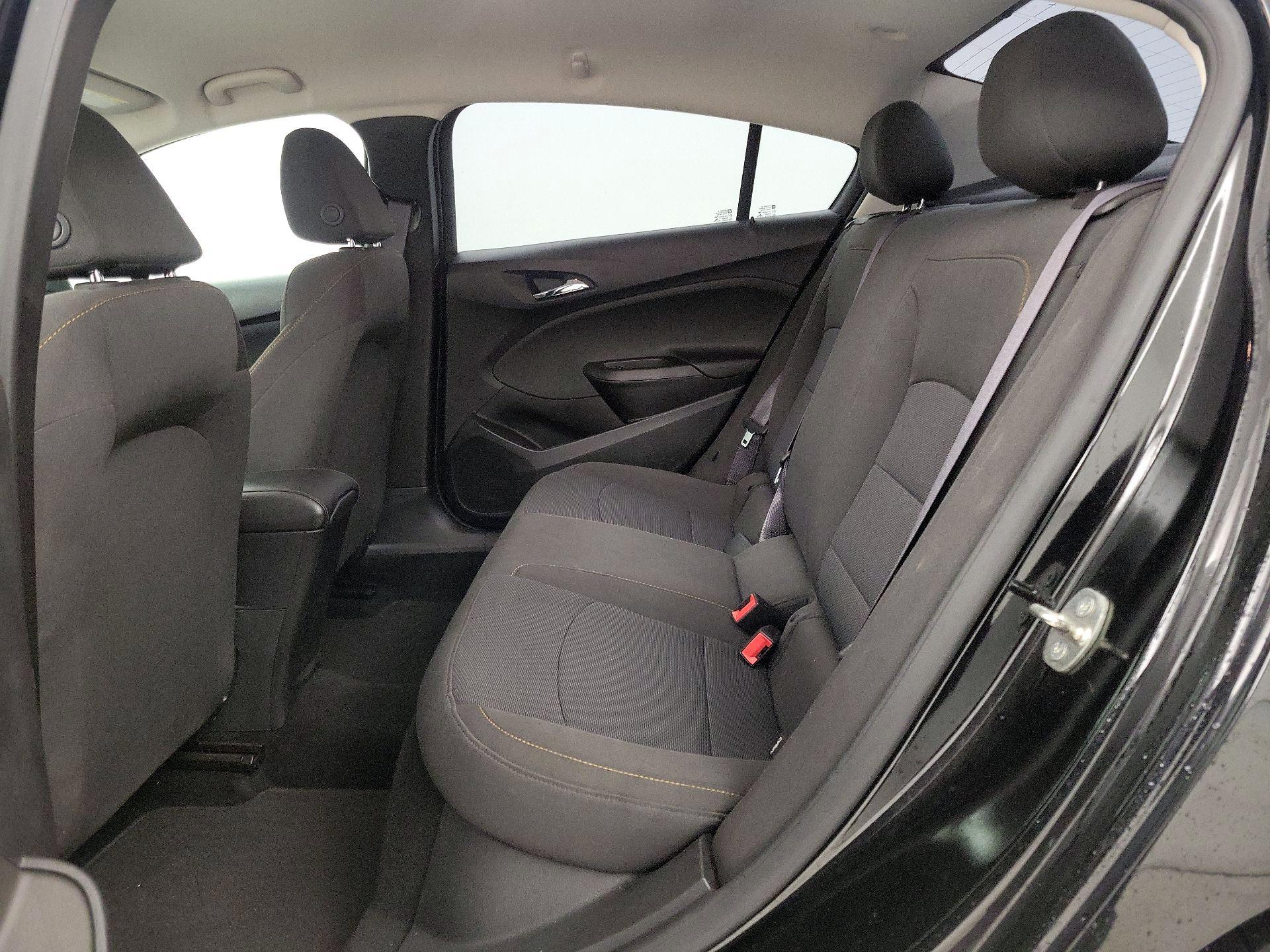 Thumbnail: 2016 Chevrolet Cruze - 19