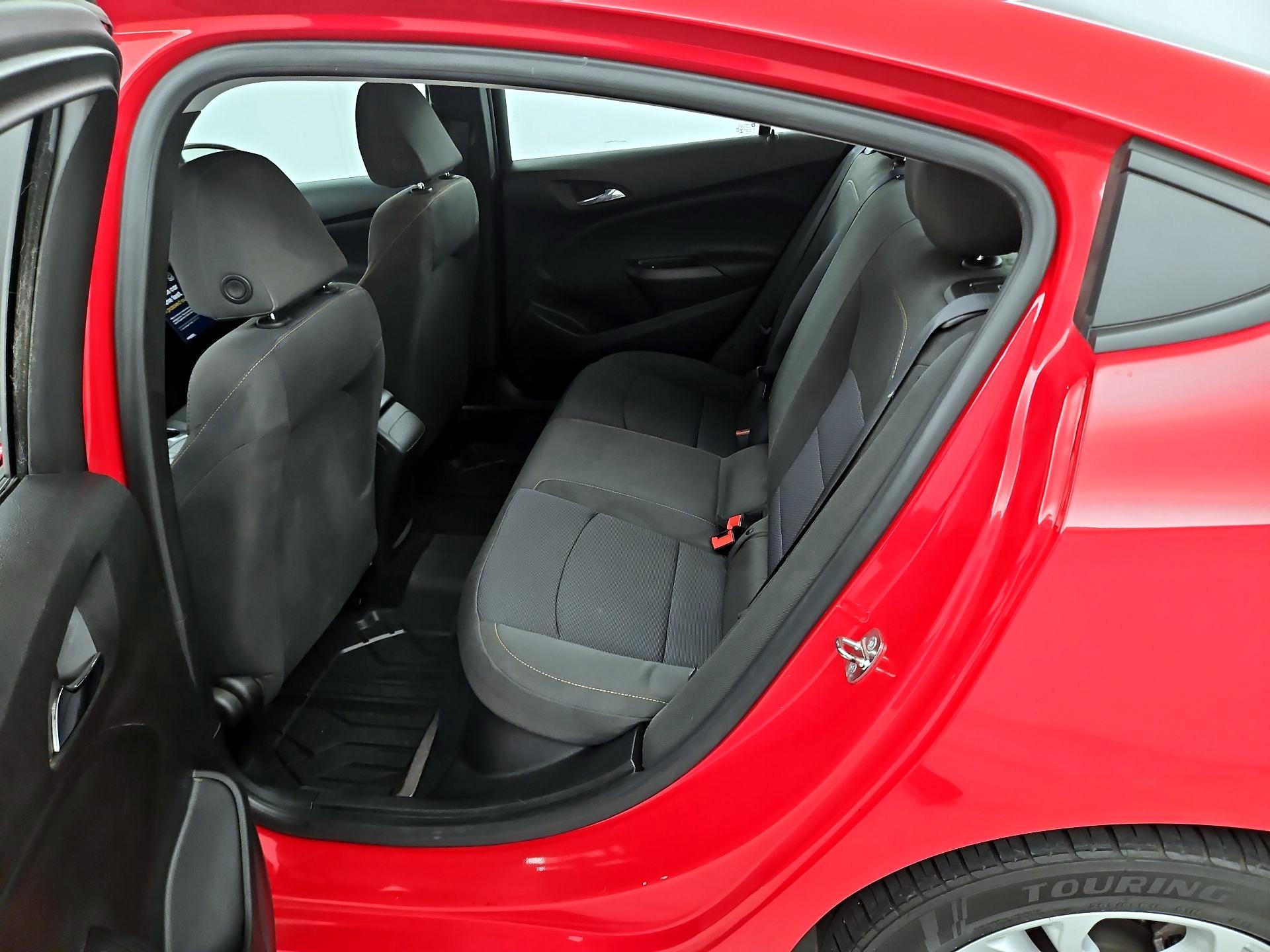 Thumbnail: 2019 Chevrolet Cruze - 19