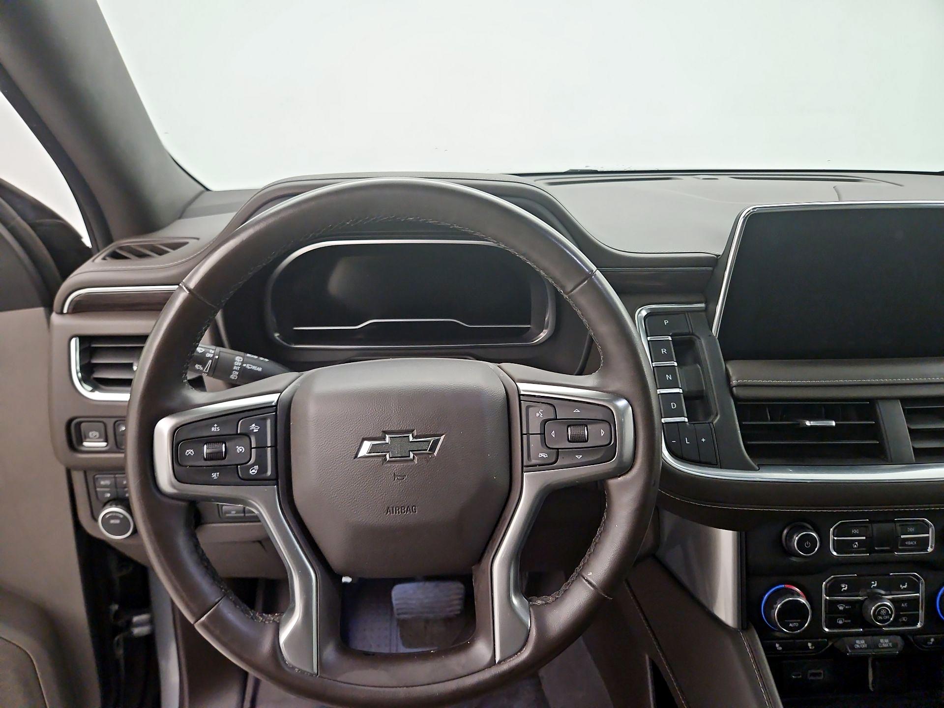 Thumbnail: 2023 Chevrolet Suburban - 10