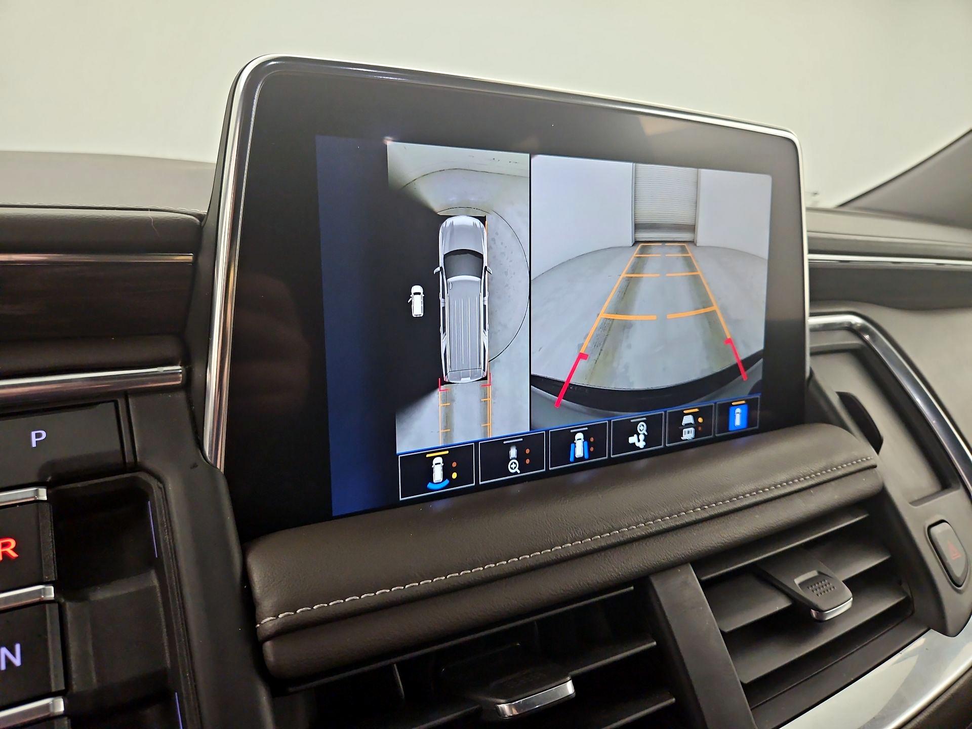 Thumbnail: 2023 Chevrolet Suburban - 14