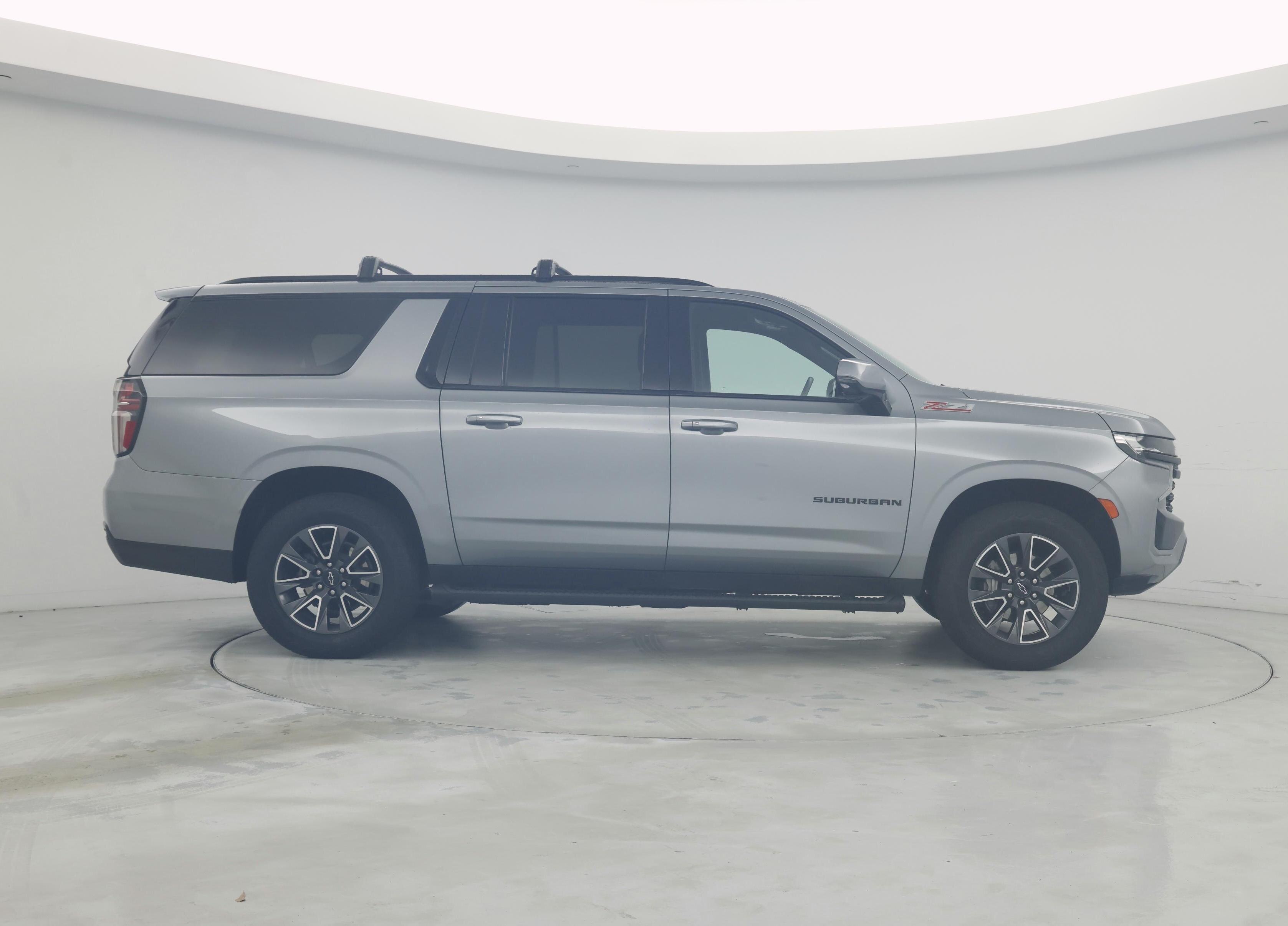 Thumbnail: 2023 Chevrolet Suburban - 7