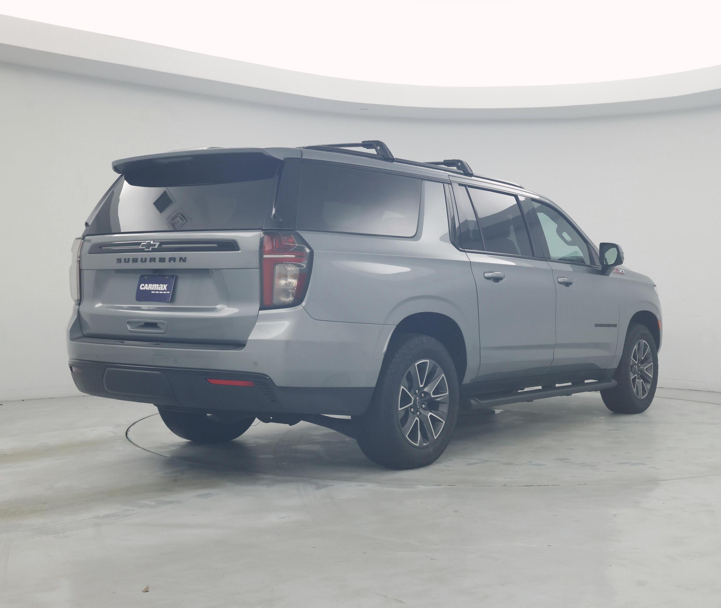 Thumbnail: 2023 Chevrolet Suburban - 8