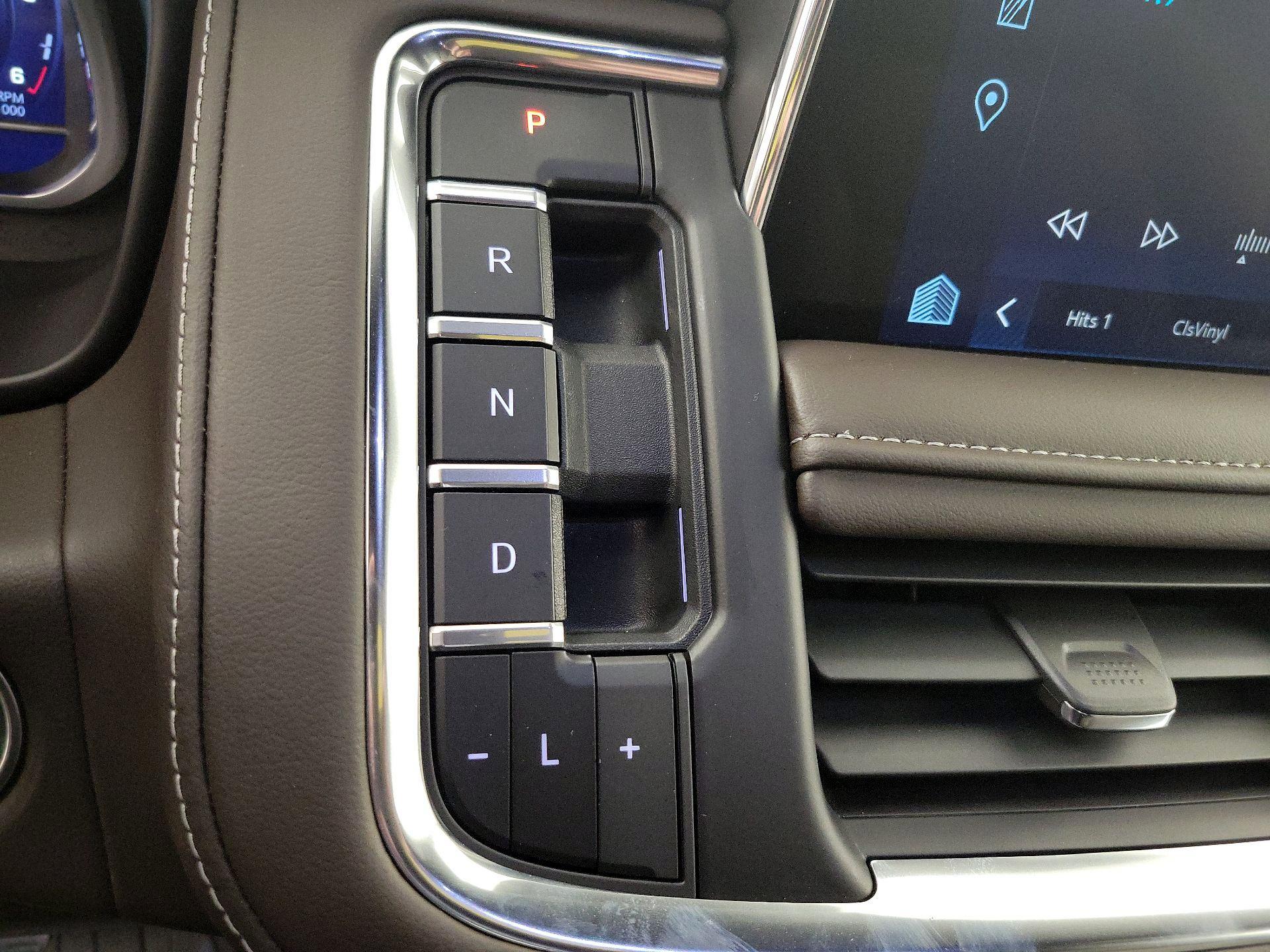 Thumbnail: 2024 Chevrolet Tahoe - 17