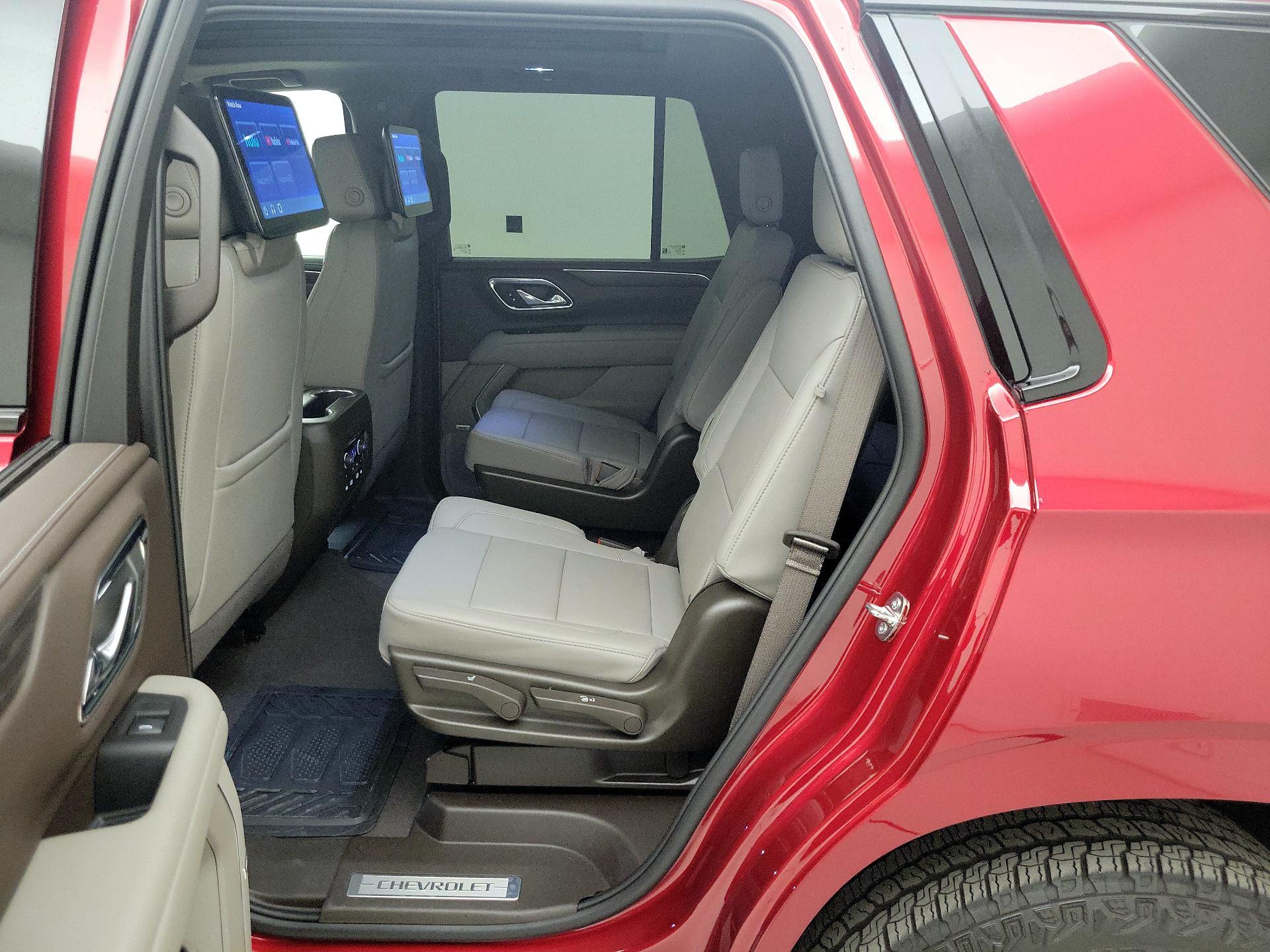 Thumbnail: 2024 Chevrolet Tahoe - 20