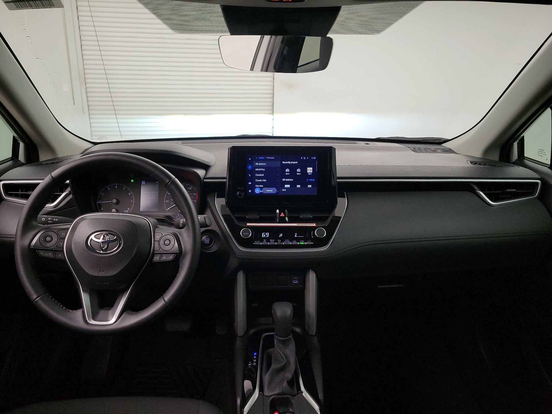 Thumbnail: 2024 Toyota Corolla Cross - 9