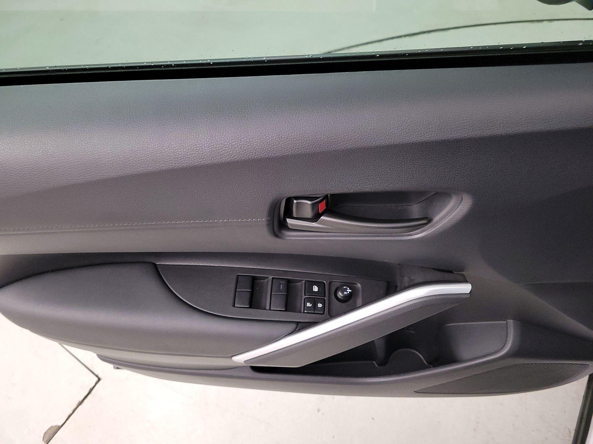 Thumbnail: 2024 Toyota Corolla Cross - 12