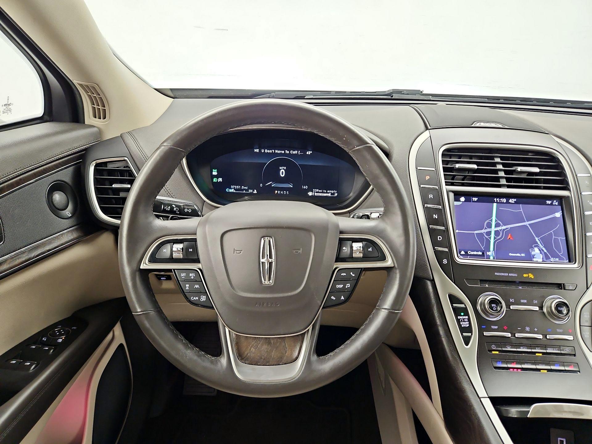 Thumbnail: 2019 Lincoln Nautilus - 10