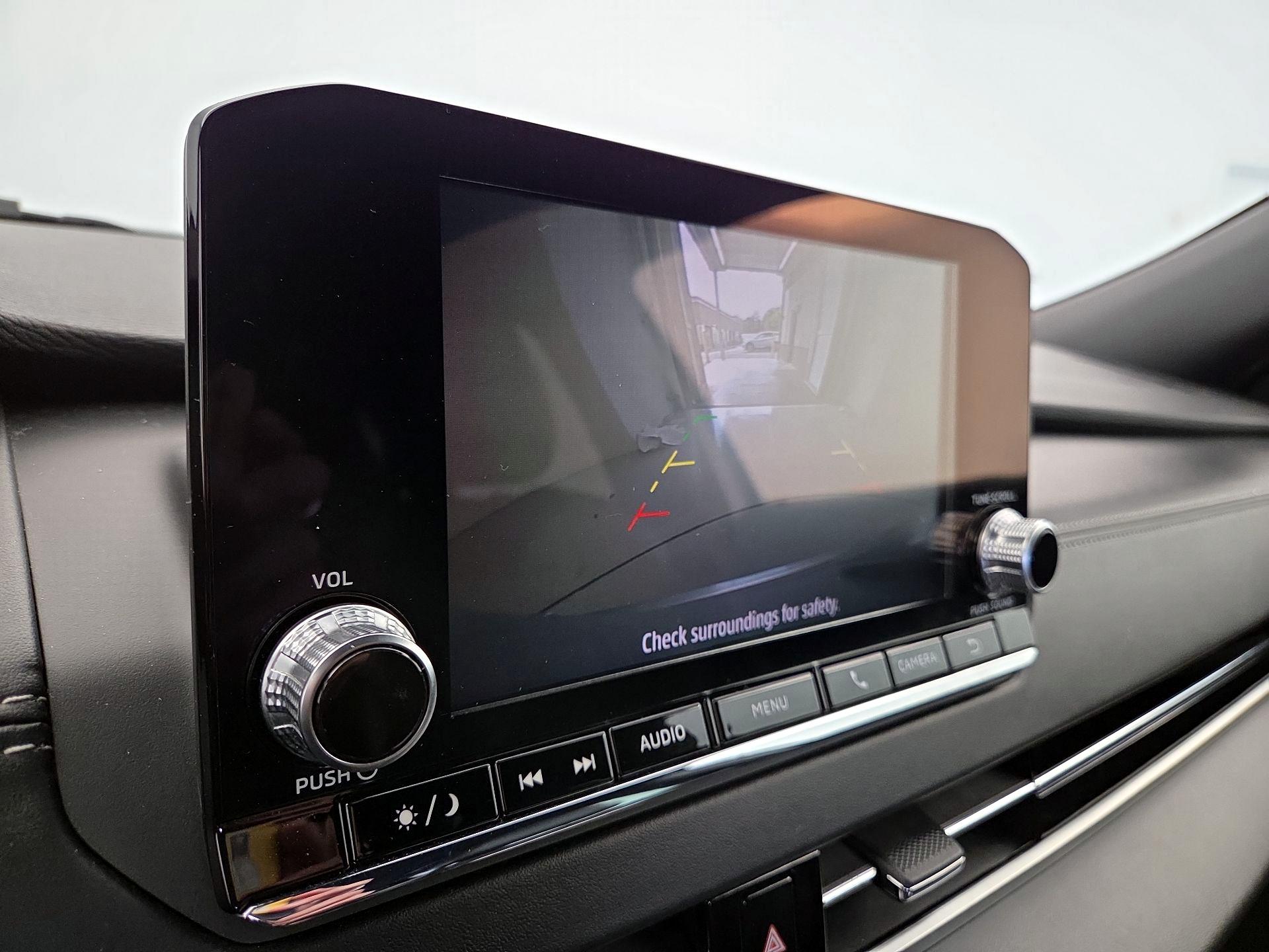 Thumbnail: 2022 Mitsubishi Outlander - 14