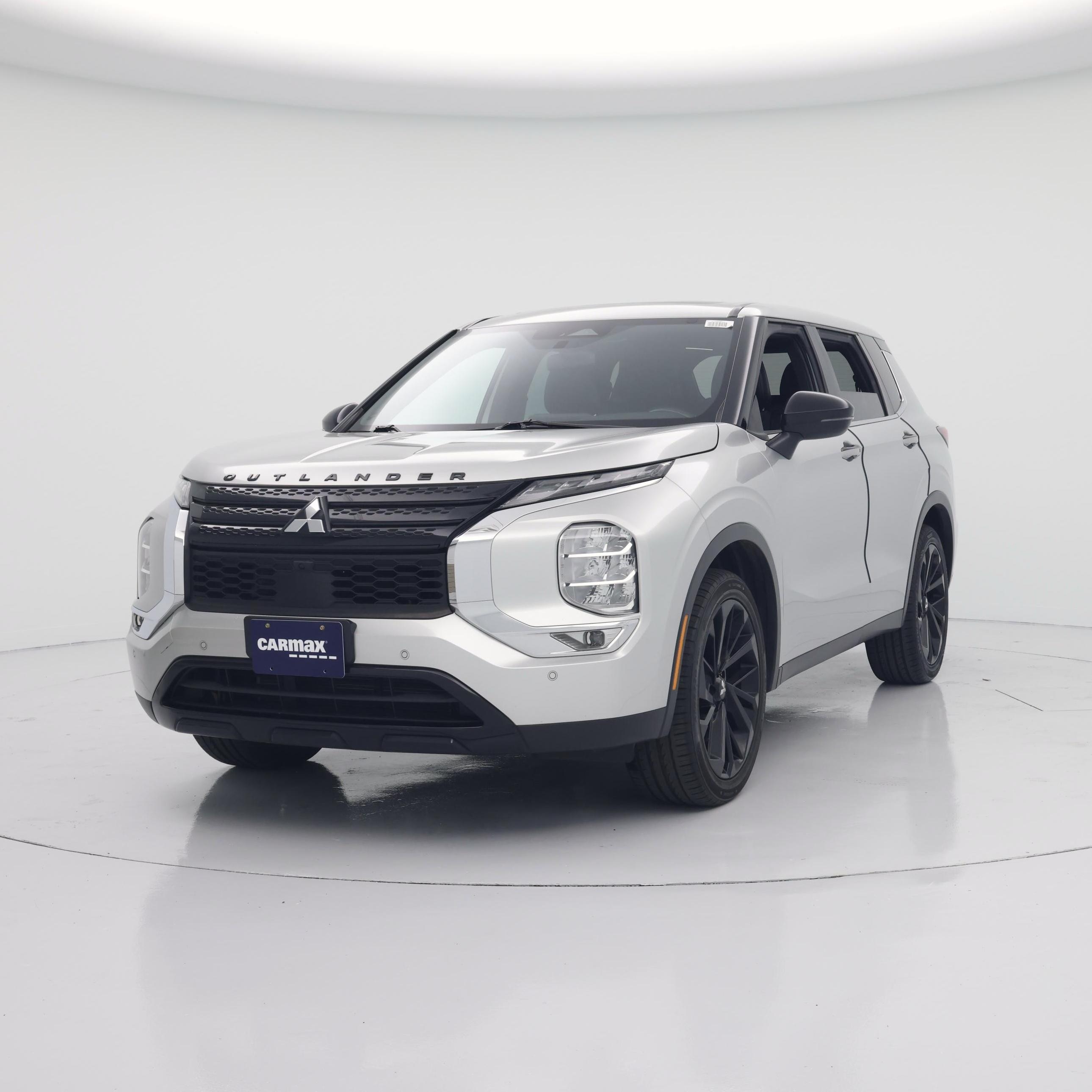 Thumbnail: 2022 Mitsubishi Outlander - 4