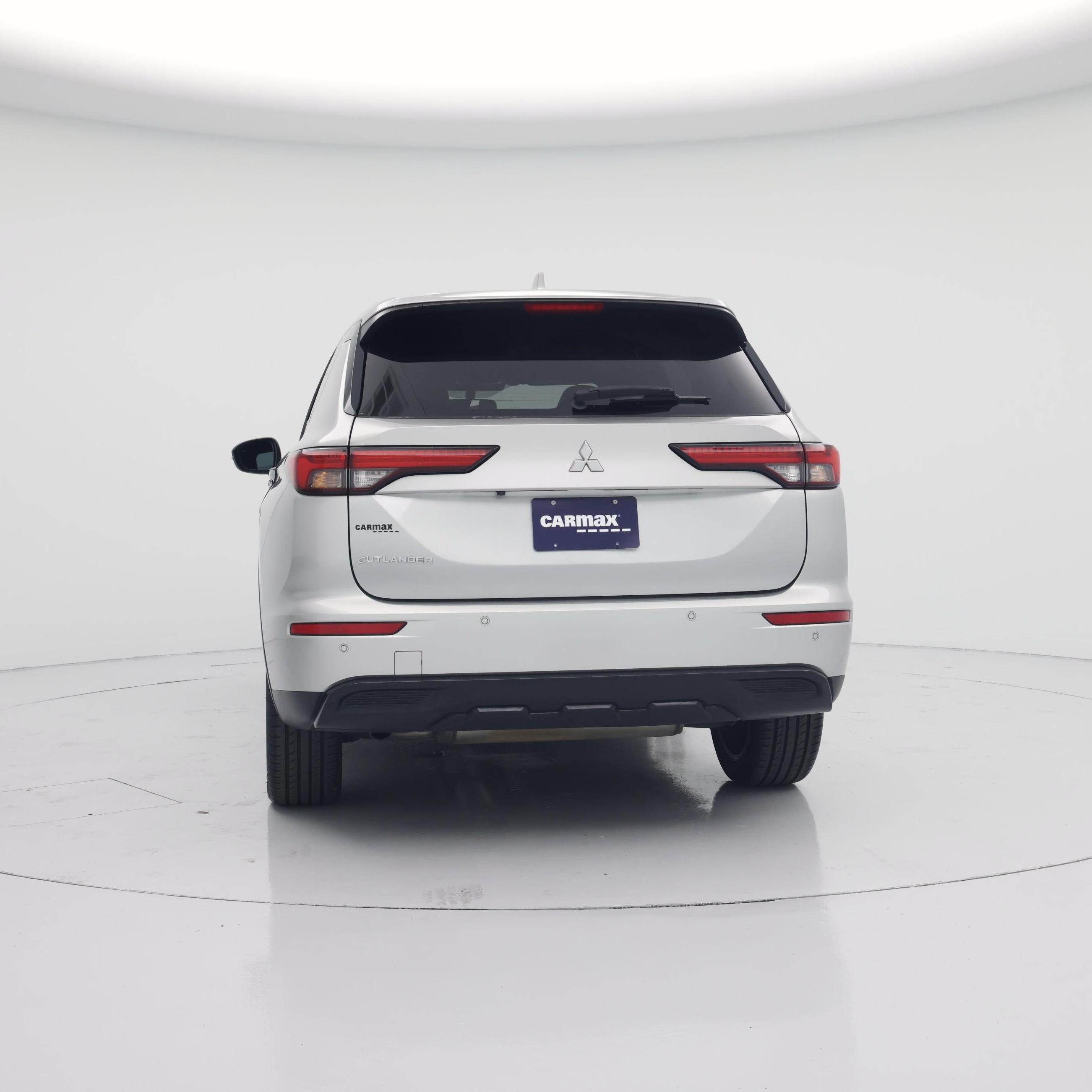 Thumbnail: 2022 Mitsubishi Outlander - 6