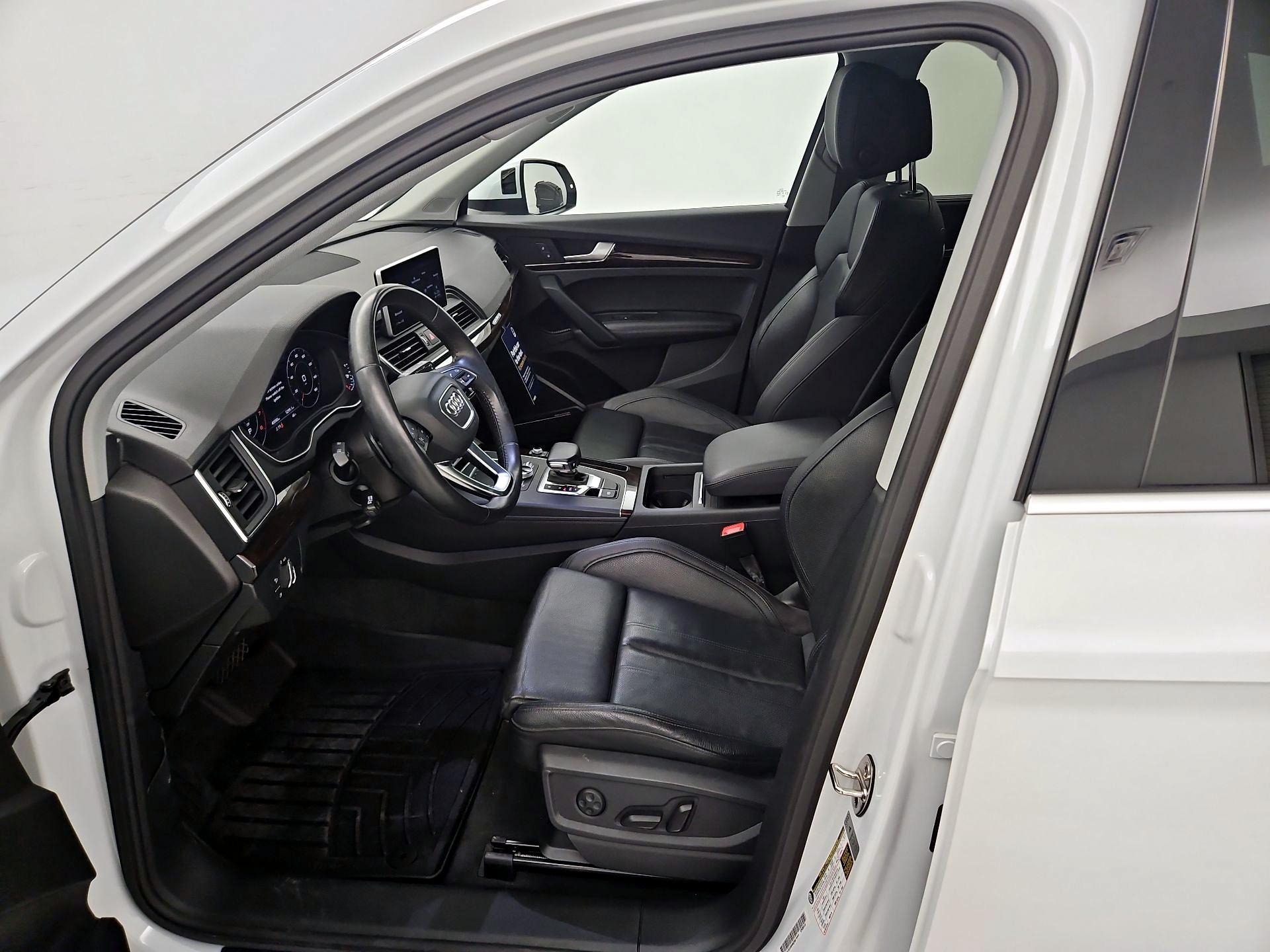 Thumbnail: 2019 Audi Q5 - 11