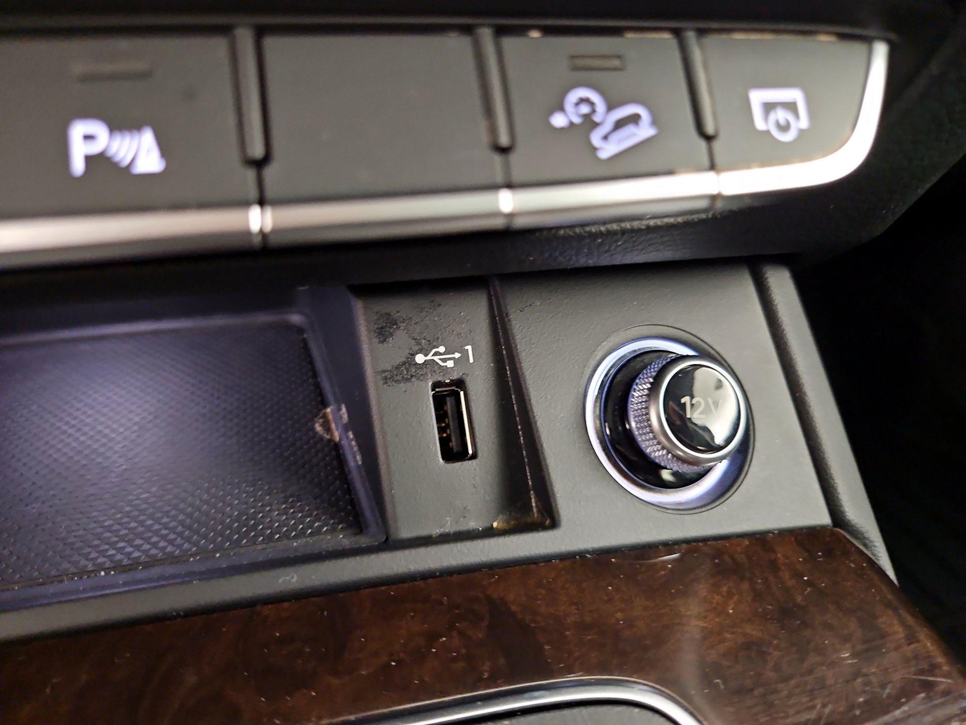 Thumbnail: 2019 Audi Q5 - 19