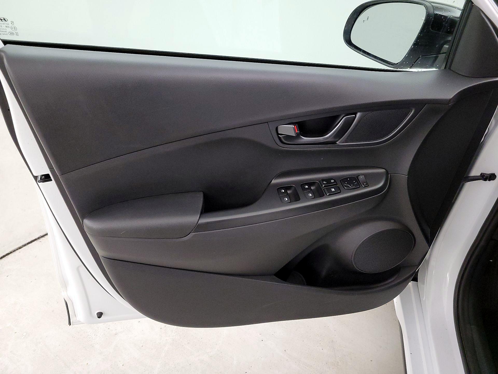 Thumbnail: 2022 Hyundai Kona - 12