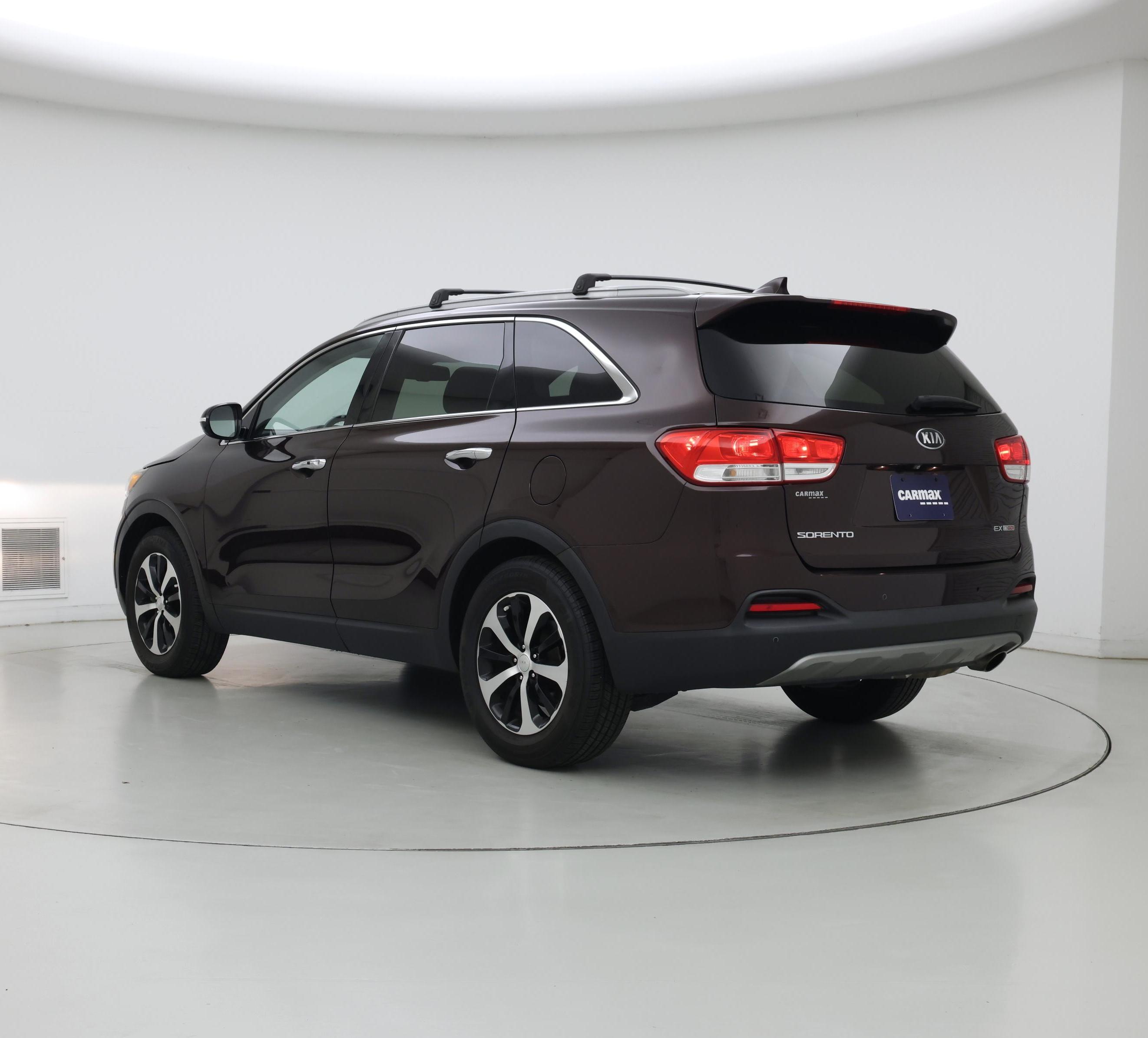 Thumbnail: 2016 Kia Sorento - 2